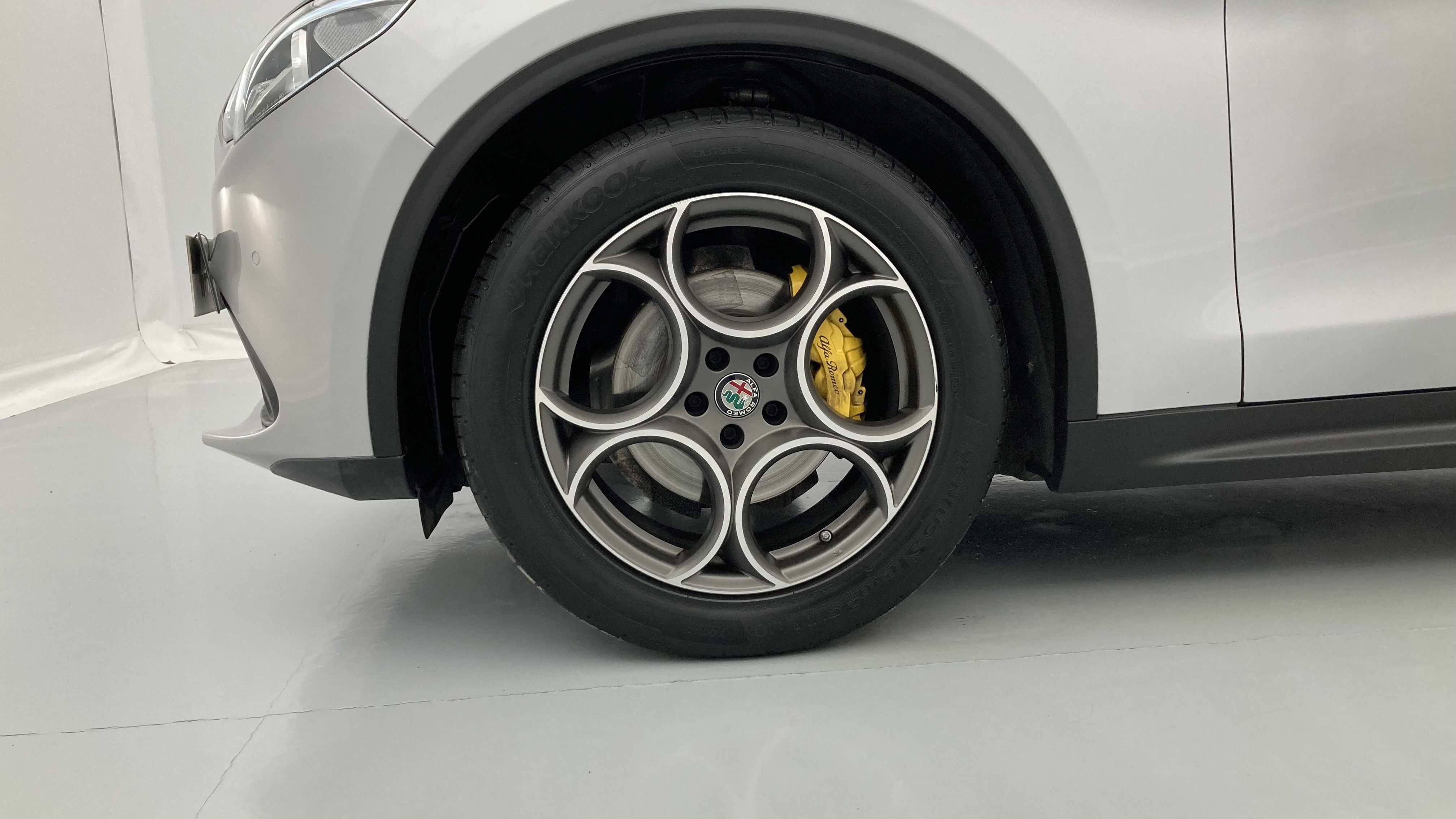 alfa romeo stelvio sprint 2.2 JTD 190 AWD CA 2022 silverstone grey 27