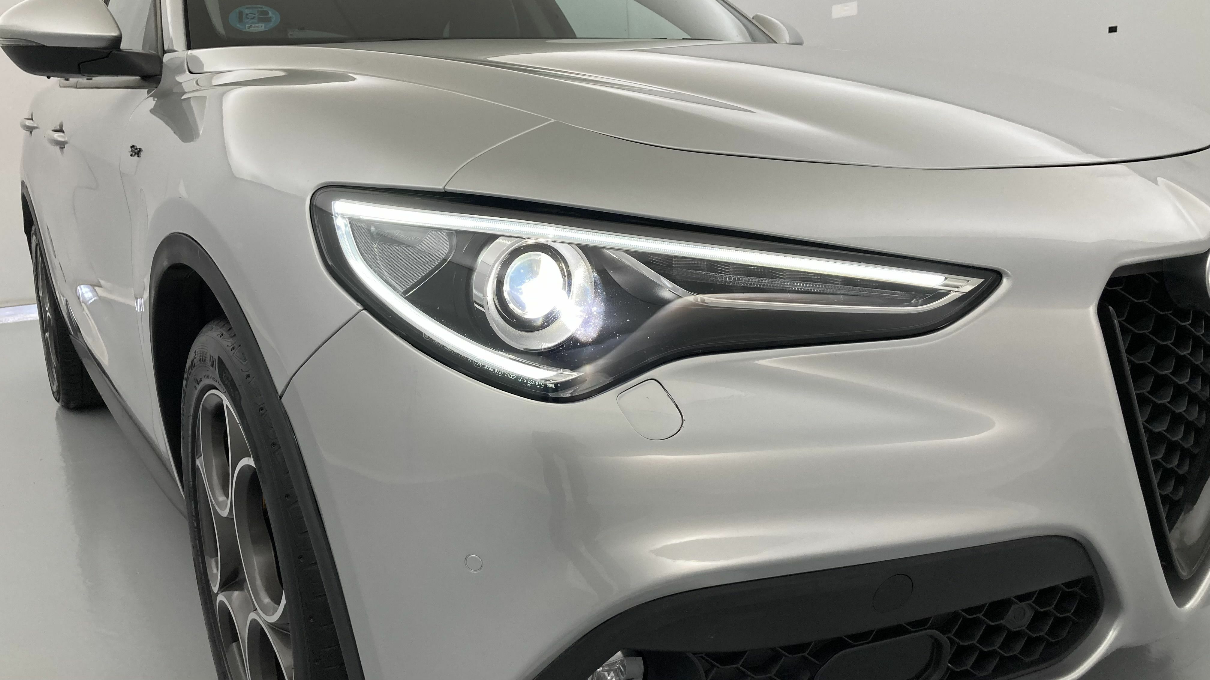 alfa romeo stelvio sprint 2.2 JTD 190 AWD CA 2022 silverstone grey 29