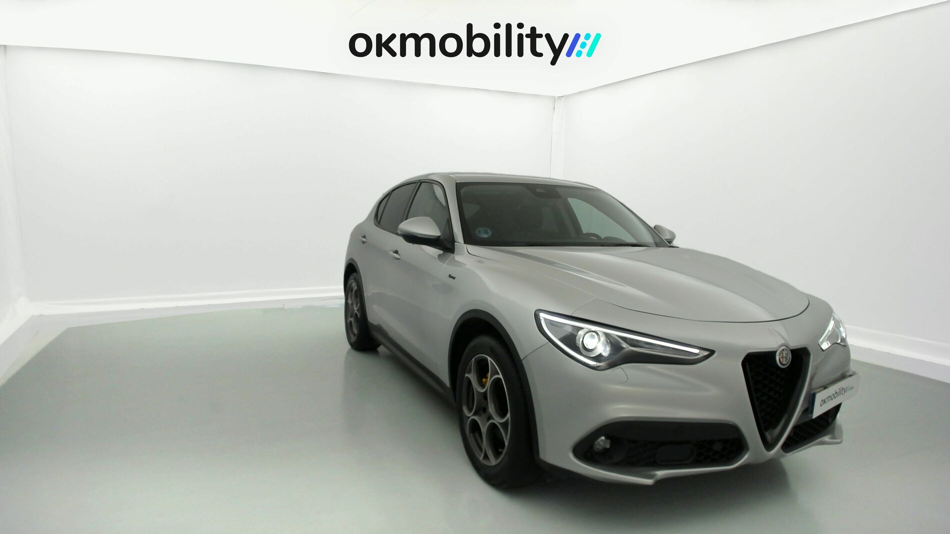 alfa romeo stelvio sprint 2.2 JTD 190 AWD CA 2022 silverstone grey 3