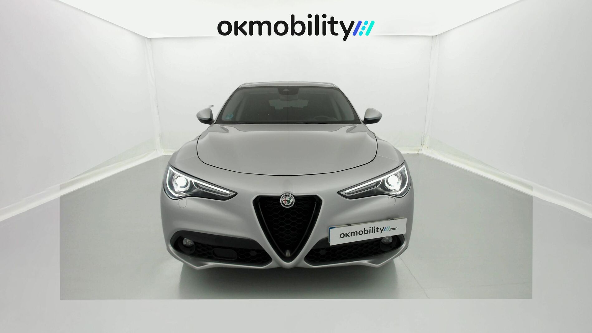 alfa romeo stelvio sprint 2.2 JTD 190 AWD CA 2022 silverstone grey 4