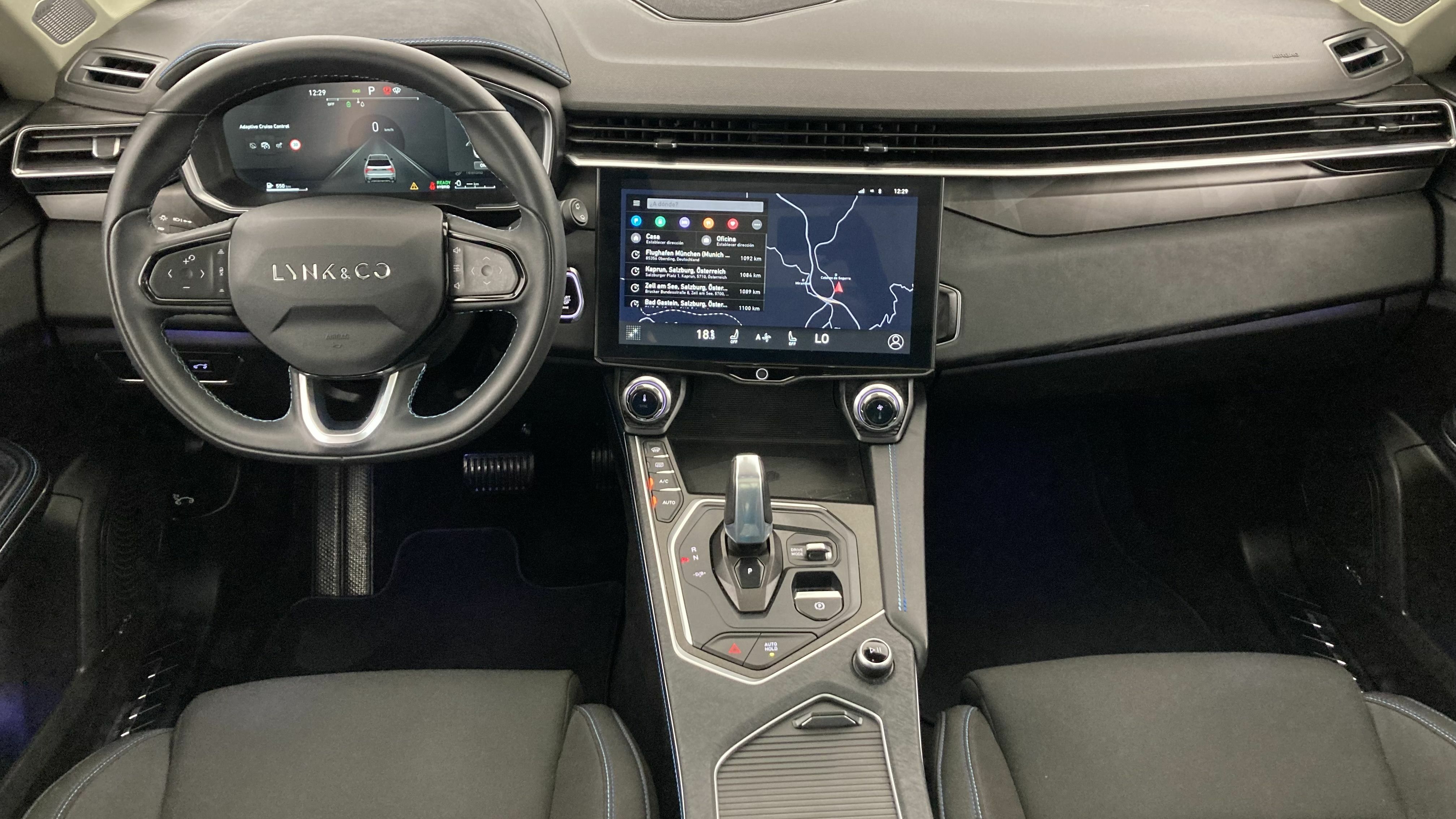 lynk&co 1 nv 1.5 PHEV 261 2022 black 17