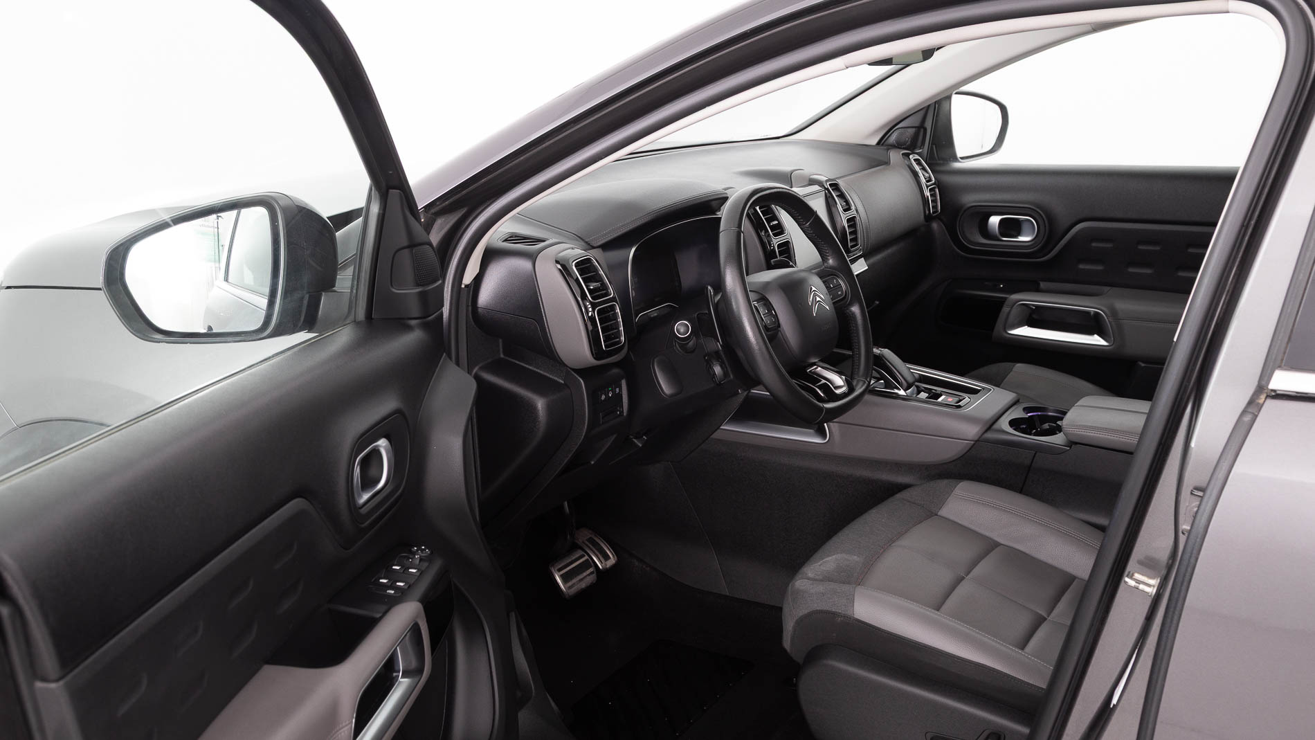 citroen c5 aircross shine 1.6 PURETECH HYBRID 225 E-EAT 2022 gris platino / negro 14