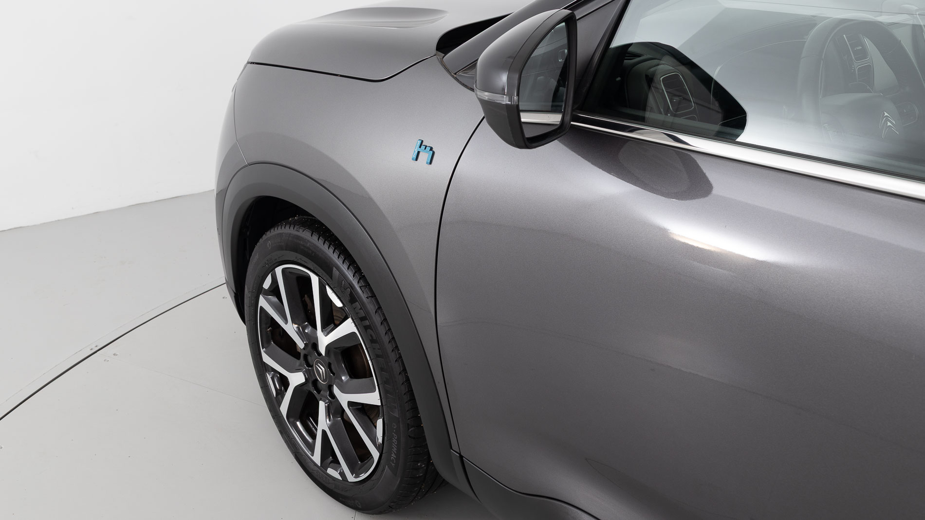 citroen c5 aircross shine 1.6 PURETECH HYBRID 225 E-EAT 2022 gris platino / negro 25