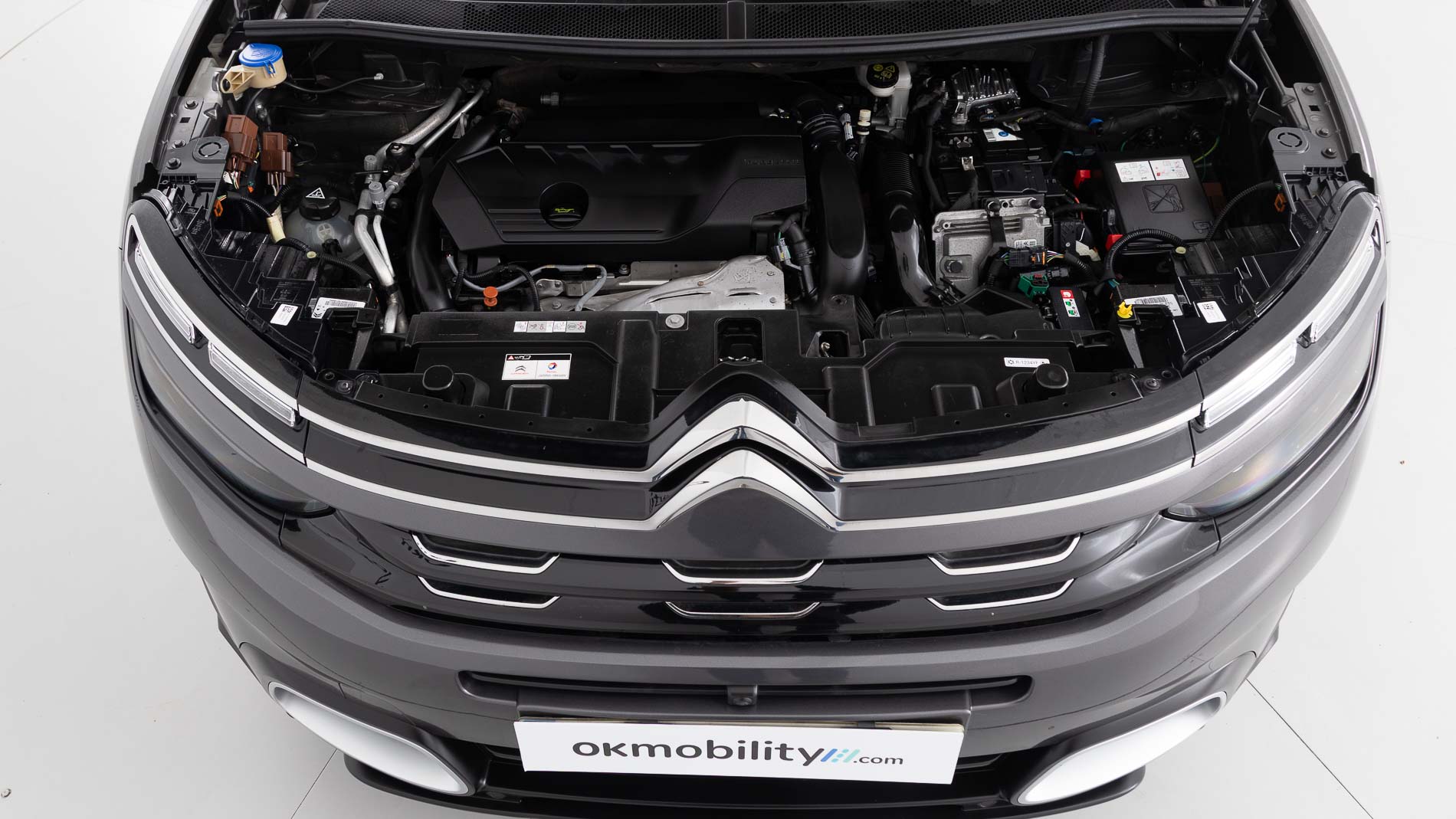 citroen c5 aircross shine 1.6 PURETECH HYBRID 225 E-EAT 2022 gris platino / negro 33