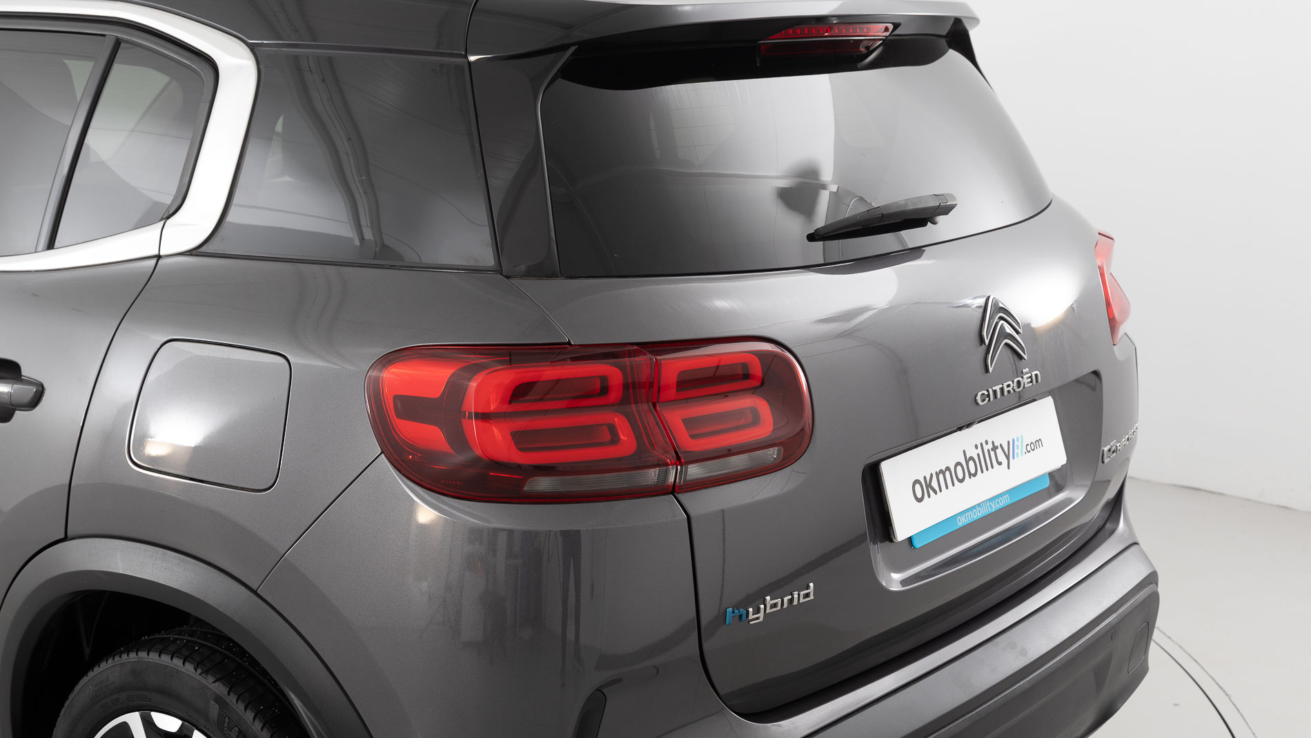 citroen c5 aircross shine 1.6 PURETECH HYBRID 225 E-EAT 2022 gris platino / negro 36