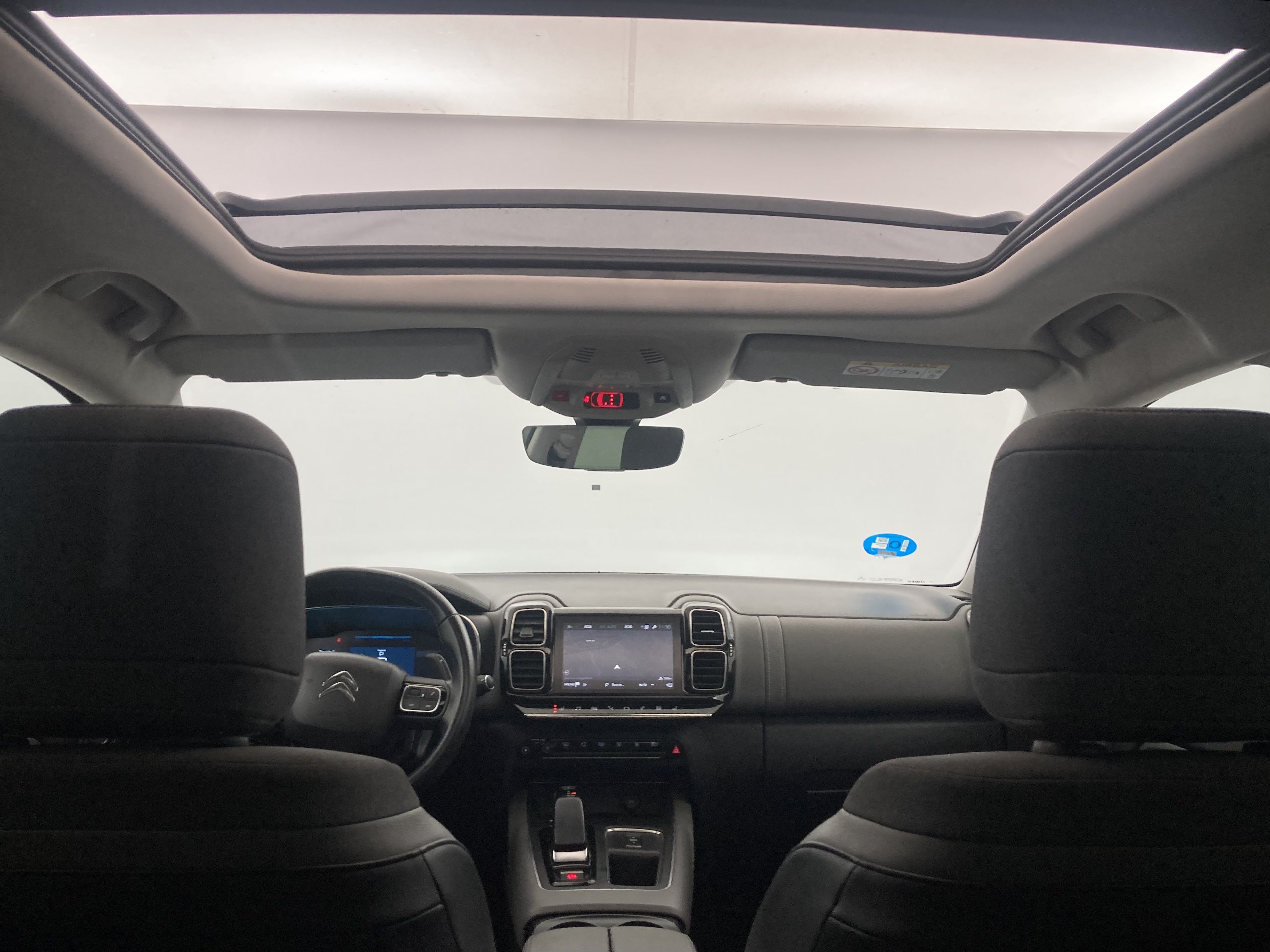 citroen c5 aircross shine 1.6 PURETECH HYBRID 225 E-EAT 2022 blanco nacarado / negro 24