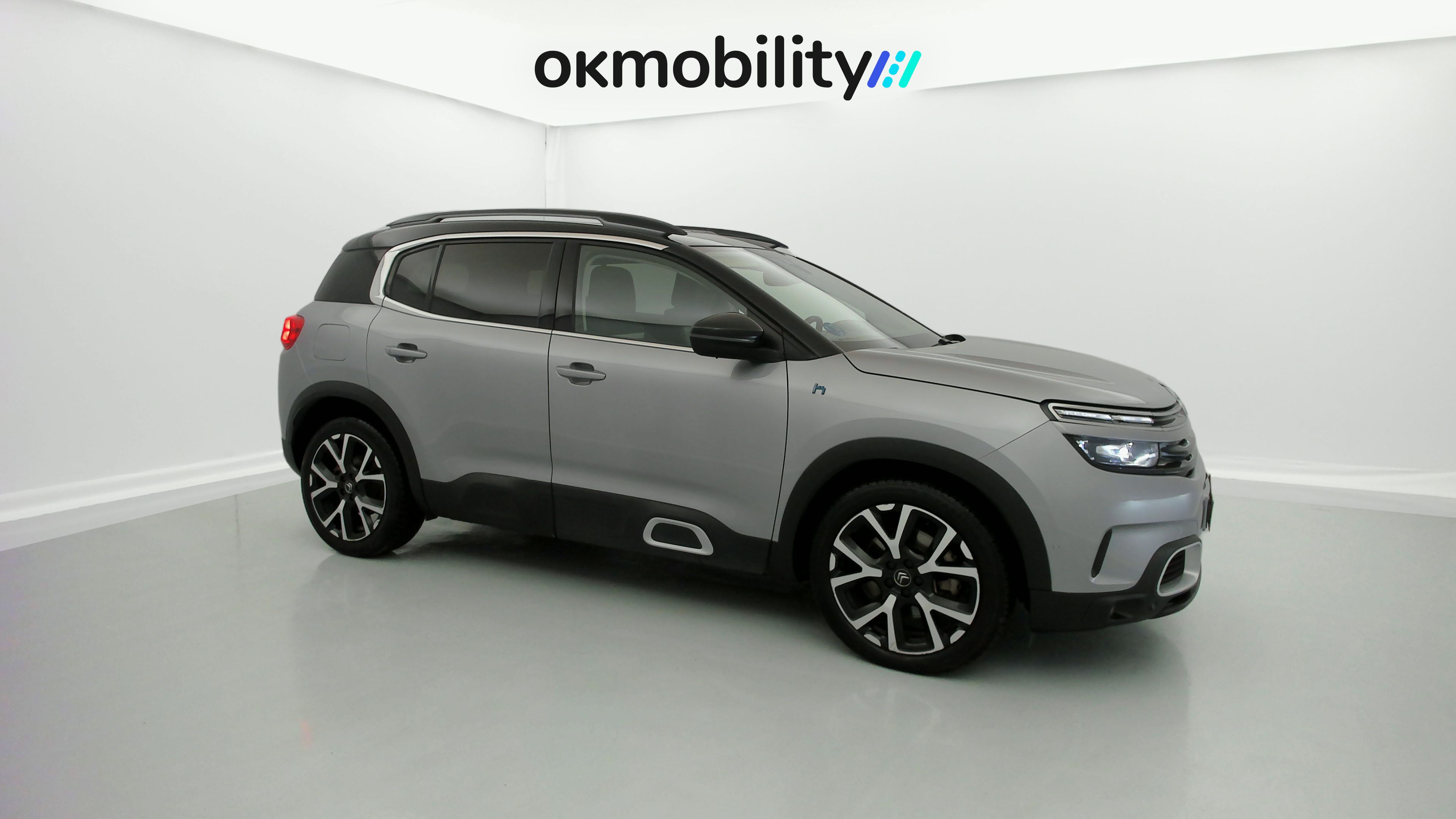 citroen c5 aircross shine 1.6 PURETECH HYBRID 225 E-EAT 2022 gris acier / negro 4