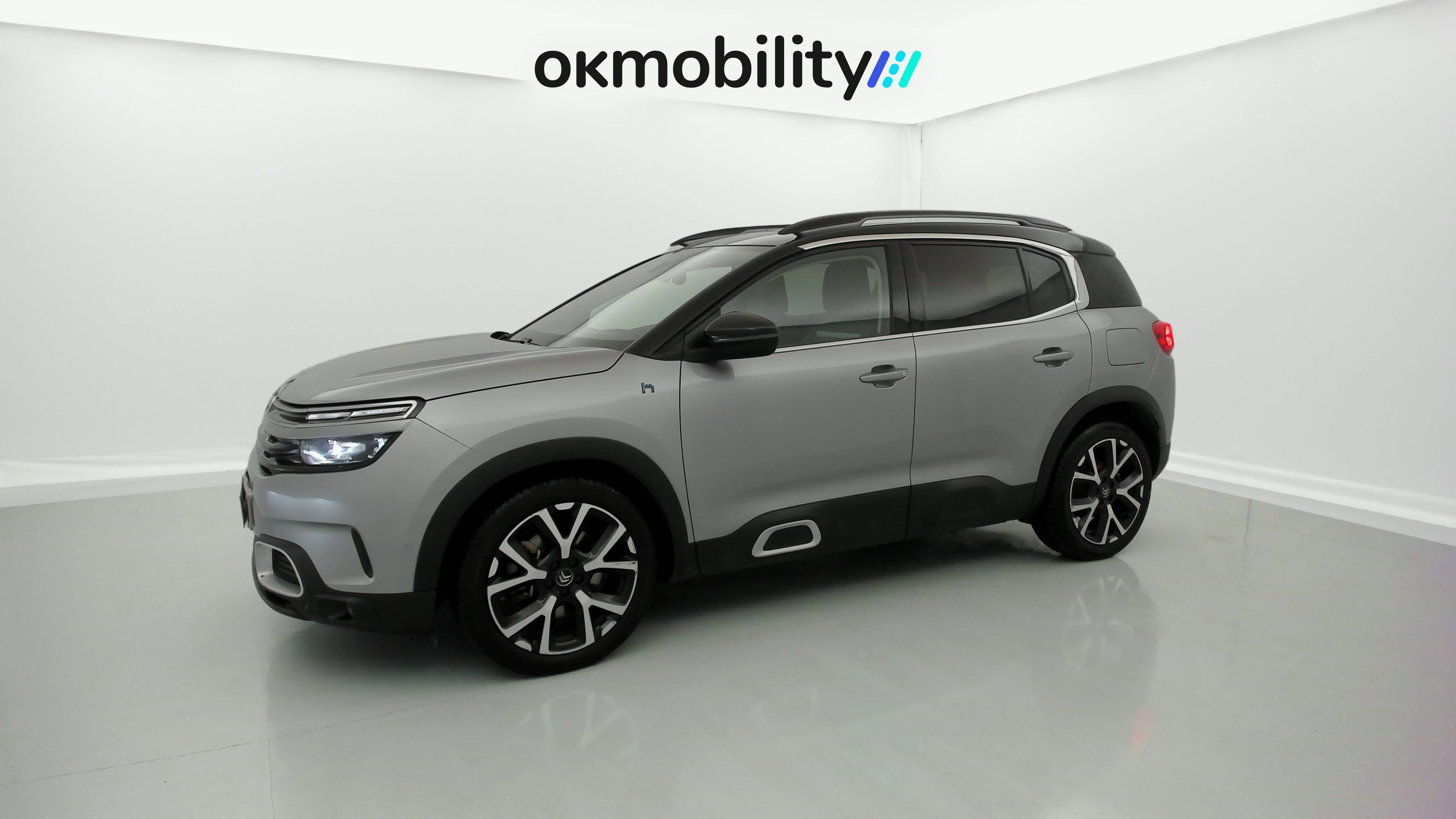 citroen c5 aircross shine 1.6 PURETECH HYBRID 225 E-EAT 2022 gris acier / negro 8