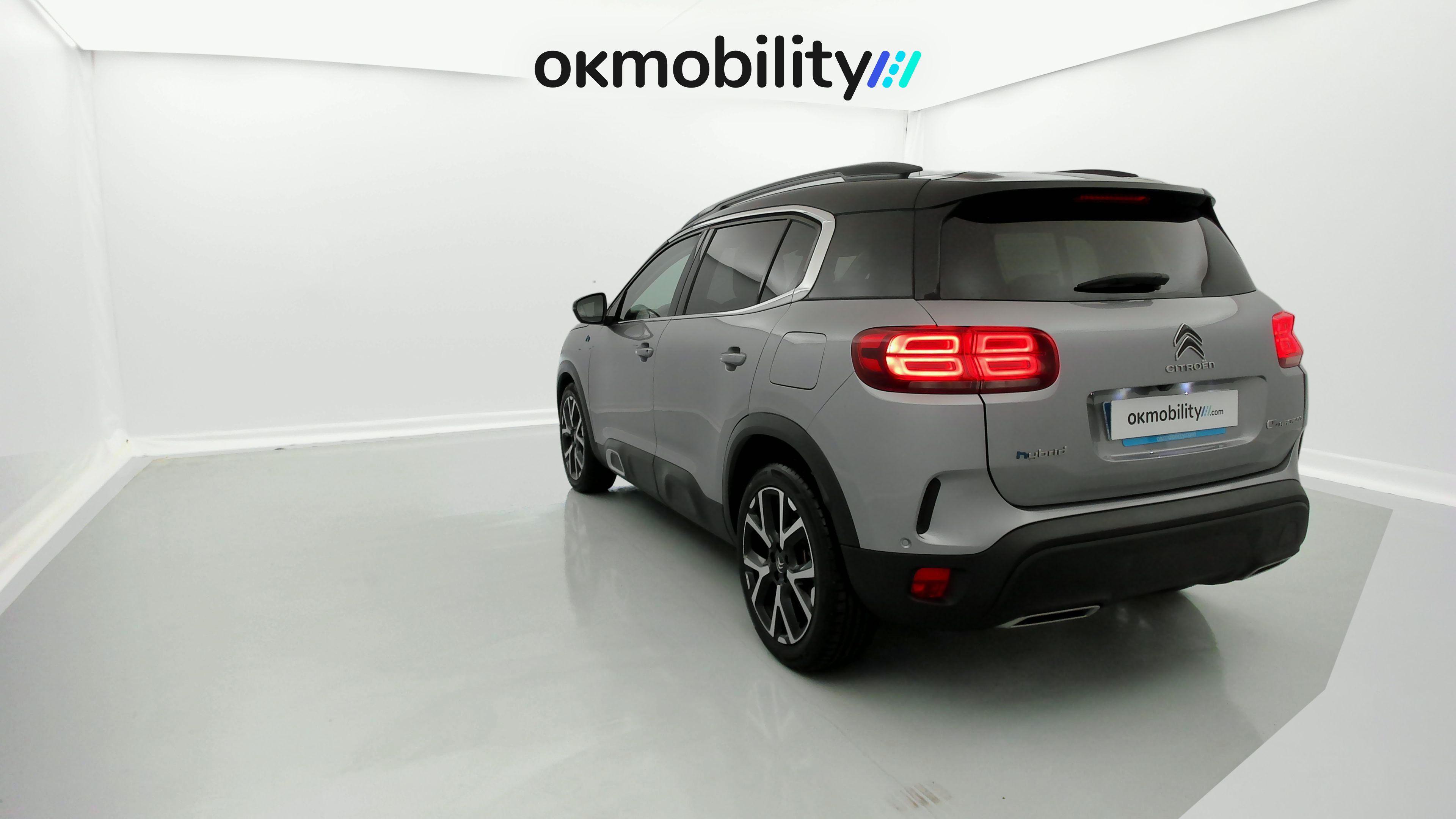 citroen c5 aircross shine 1.6 PURETECH HYBRID 225 E-EAT 2022 gris acier / negro 11