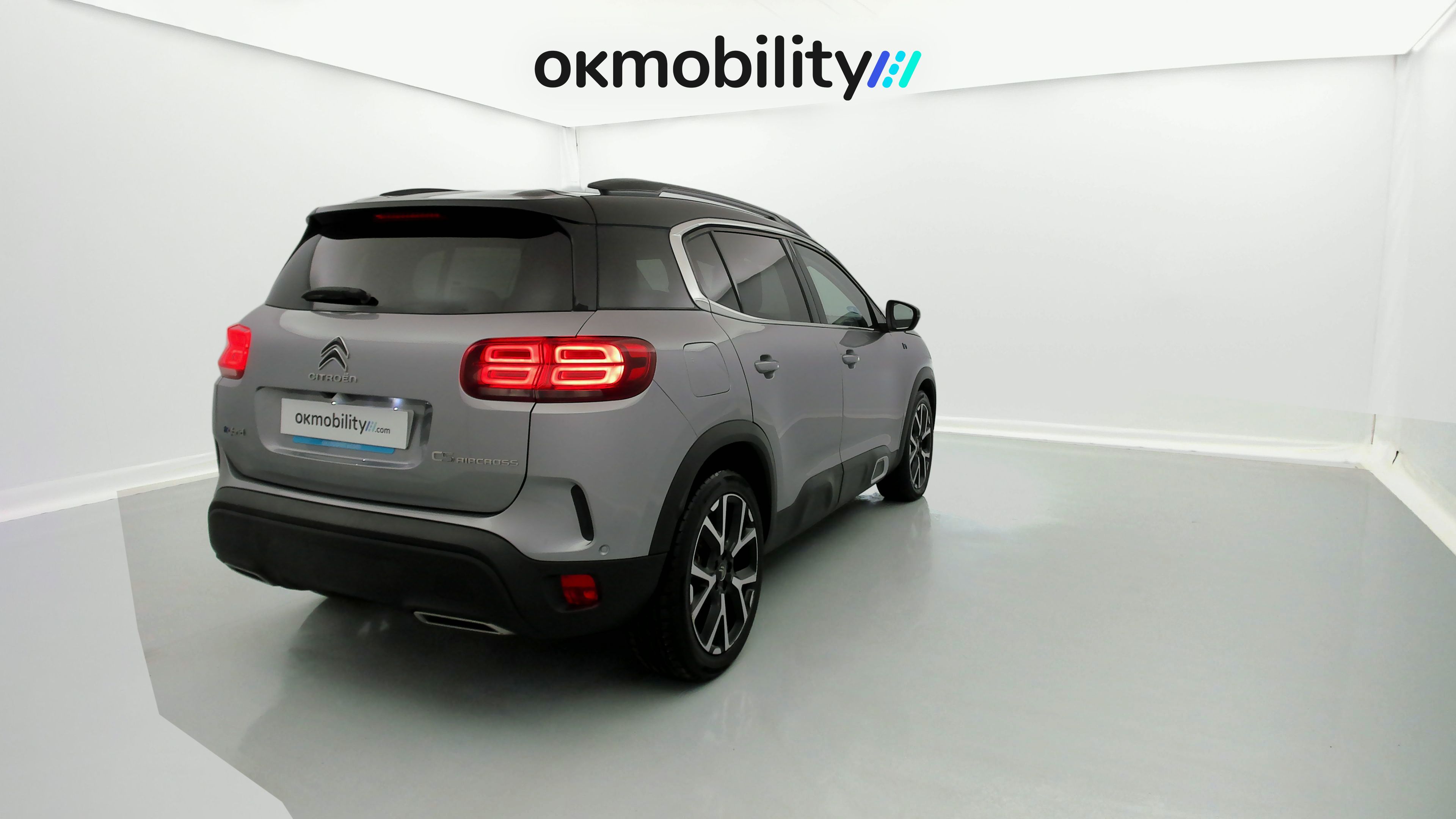 citroen c5 aircross shine 1.6 PURETECH HYBRID 225 E-EAT 2022 gris acier / negro 13