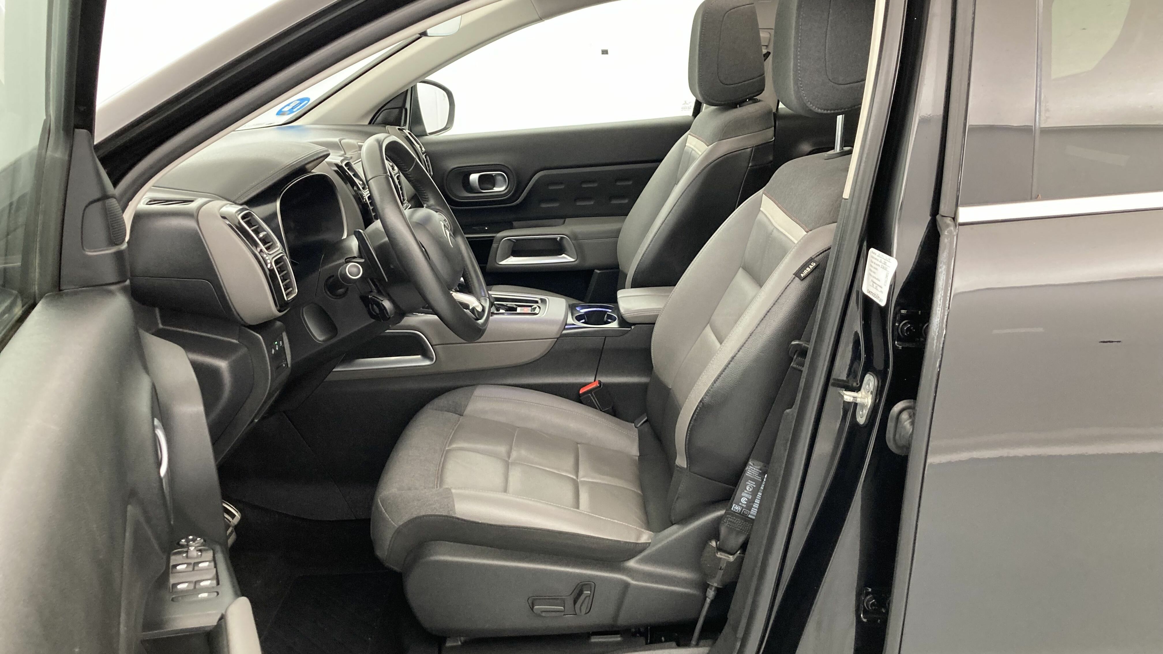 citroen c5 aircross shine 1.6 PURETECH HYBRID 225 E-EAT 2022 negro perla nera 15