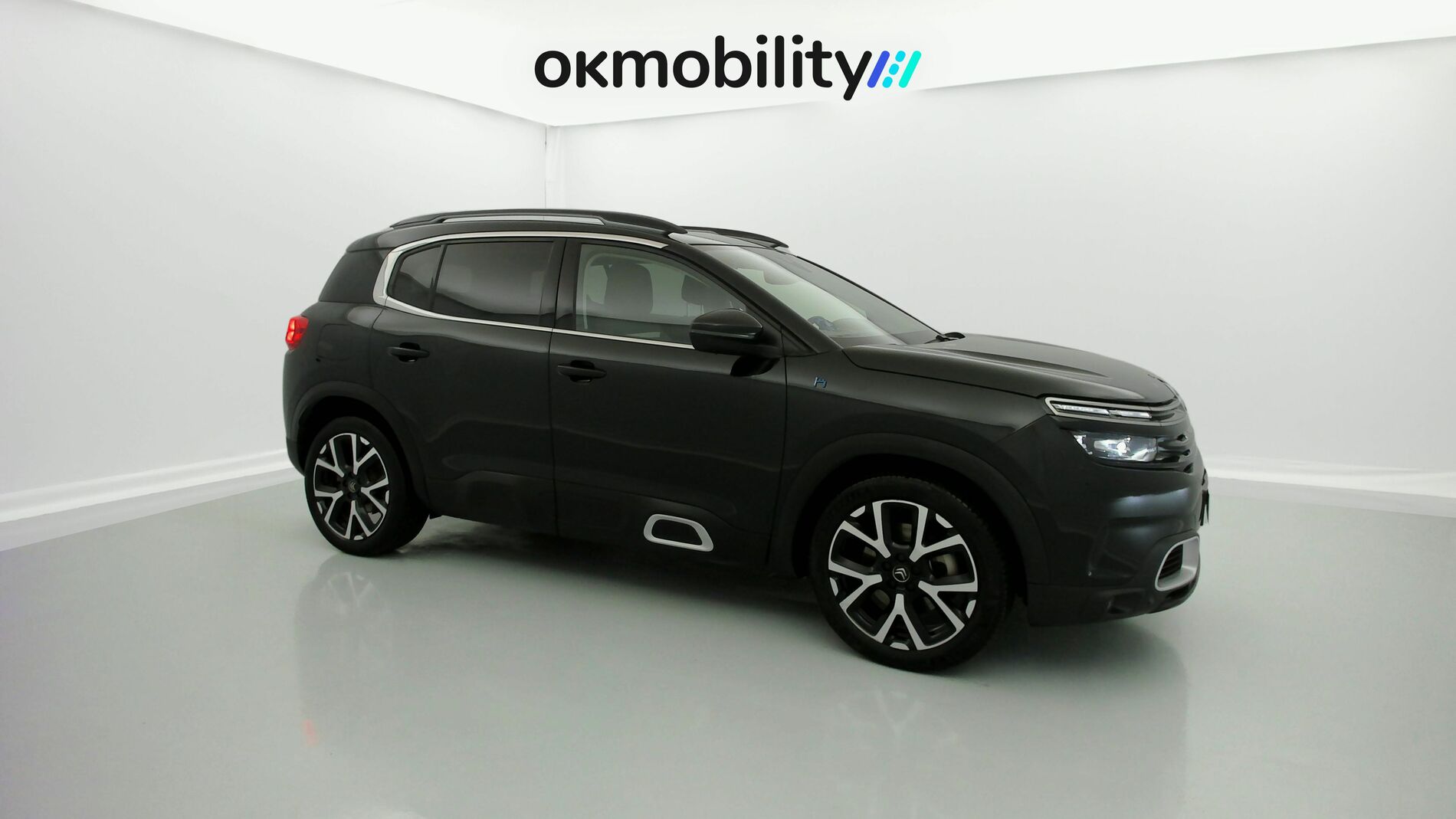 citroen c5 aircross shine 1.6 PURETECH HYBRID 225 E-EAT 2022 negro perla nera 2