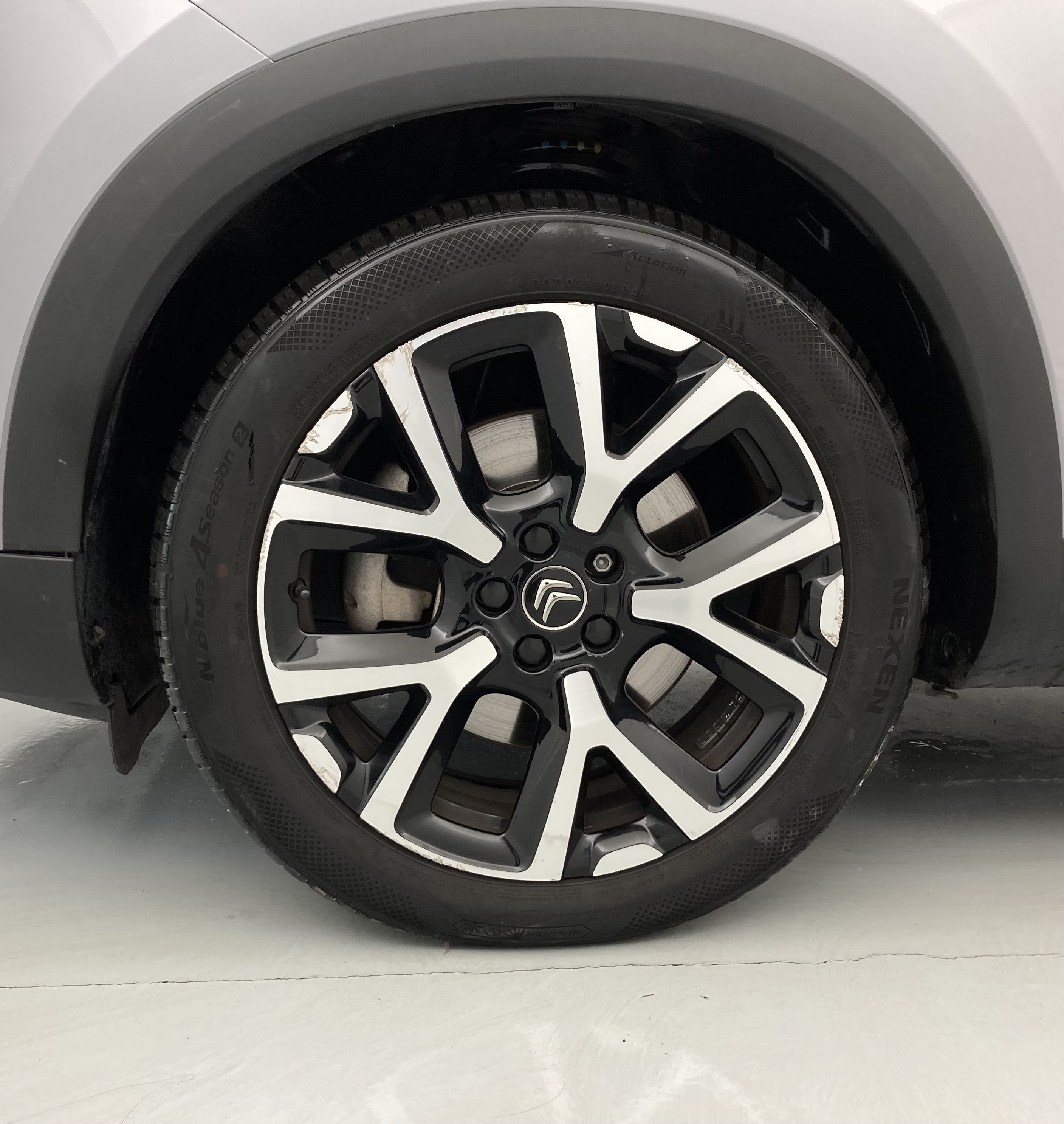 citroen c5 aircross shine 1.6 PURETECH HYBRID 225 E-EAT 2022 gris acier / negro 30