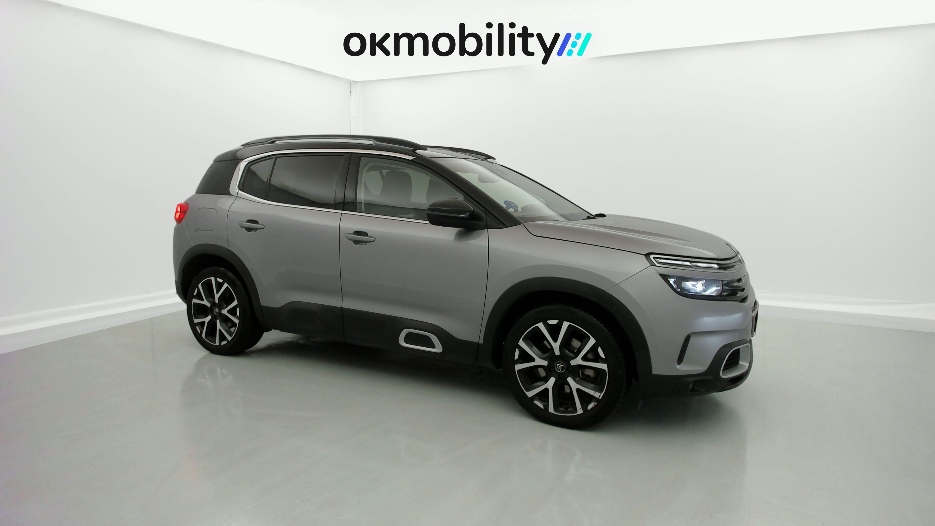 citroen c5 aircross shine 1.6 PURETECH HYBRID 225 E-EAT 2022 gris acier / negro 3