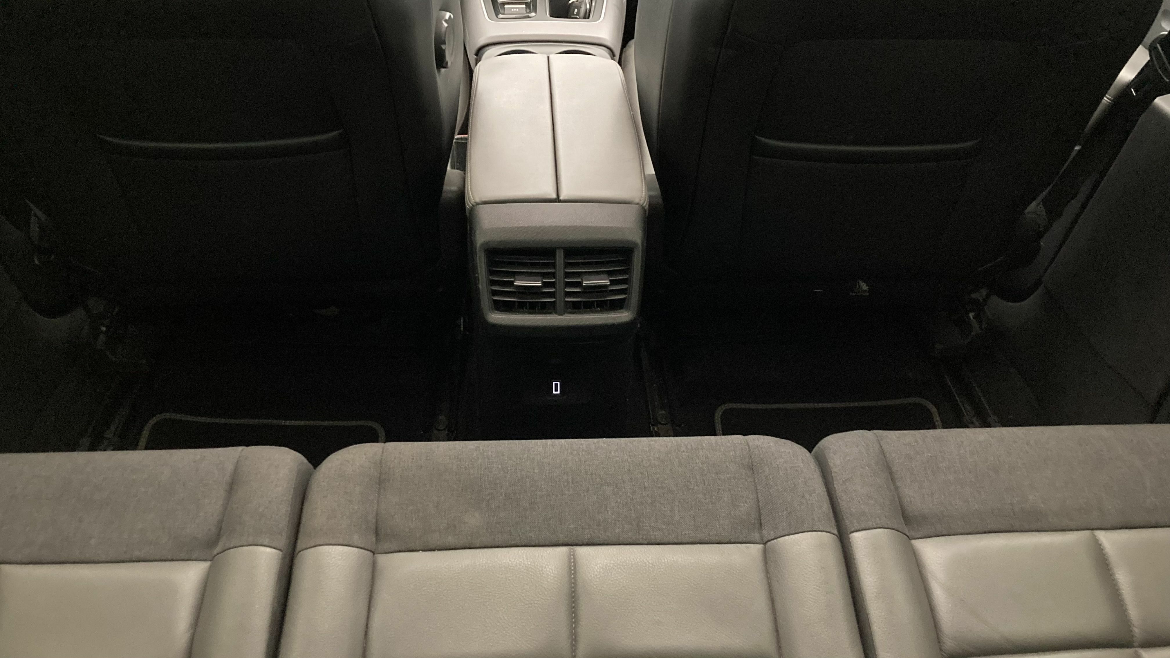 citroen c5 aircross shine 1.6 PURETECH HYBRID 225 E-EAT 2022 gris acier / negro 11