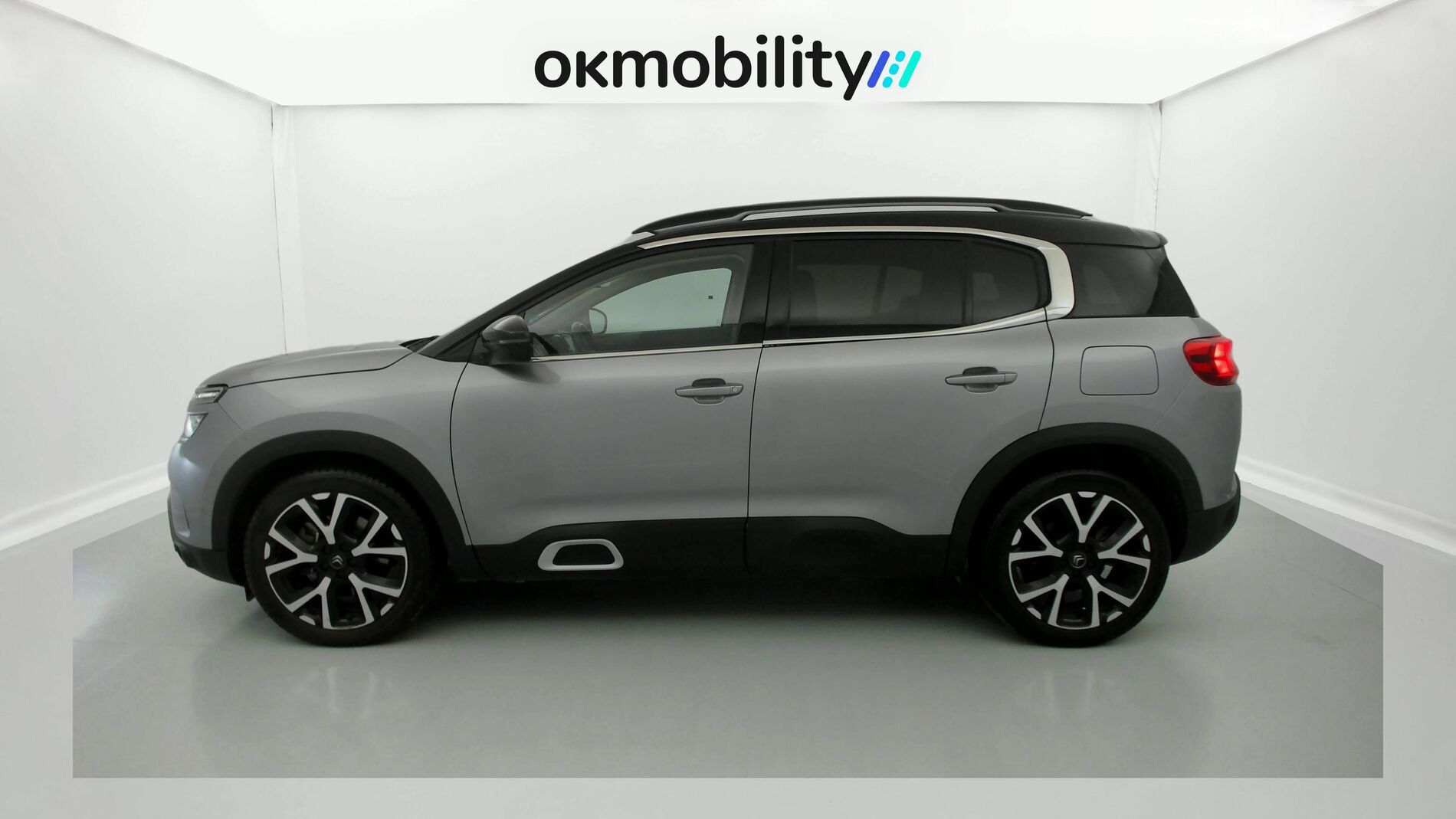 citroen c5 aircross shine 1.6 PURETECH HYBRID 225 E-EAT 2022 gris acier / negro 7