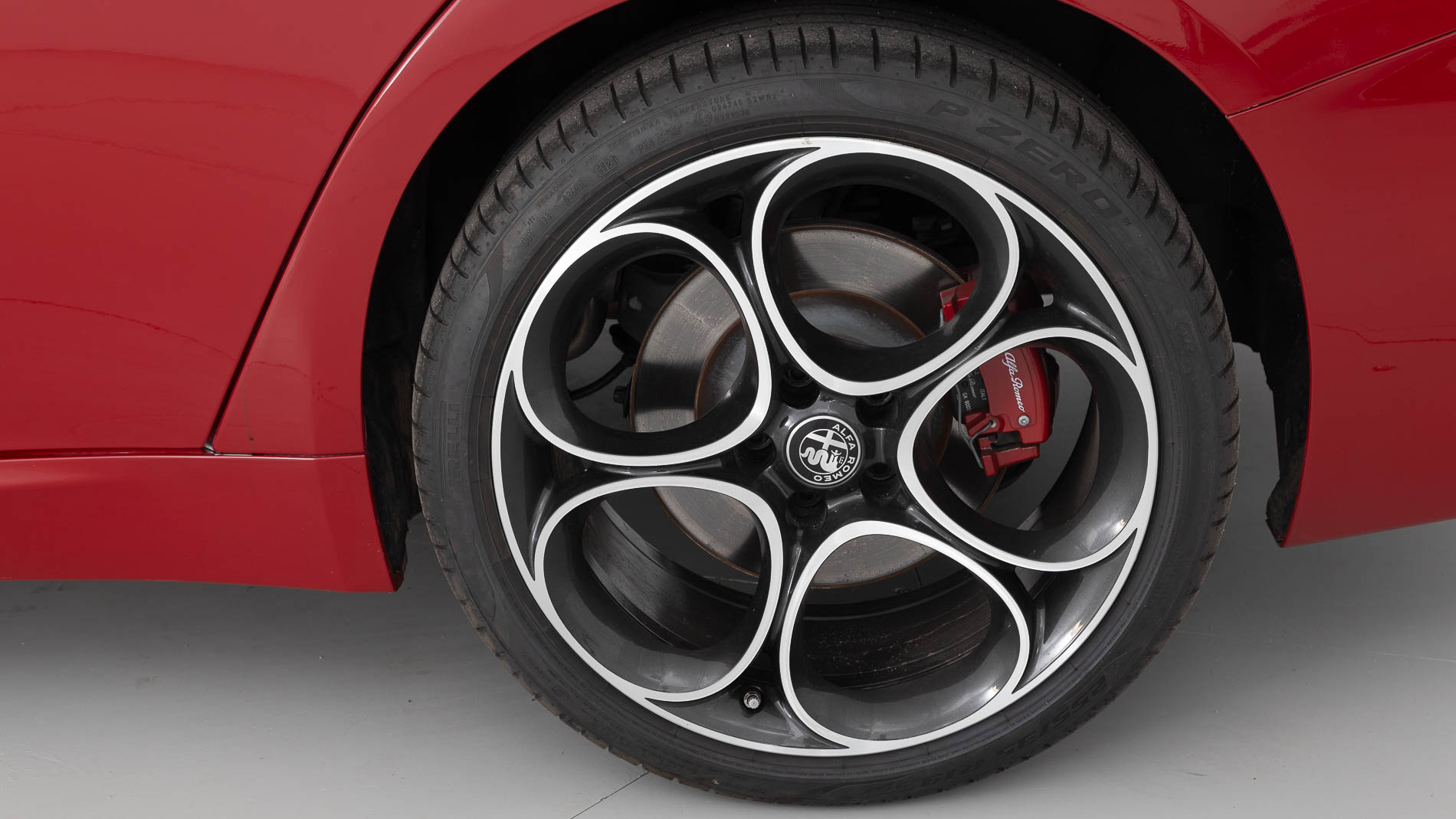 alfa romeo giulia veloce 2.0 TURBO 280CV AWD AUTO 2022 rojo alfa 19