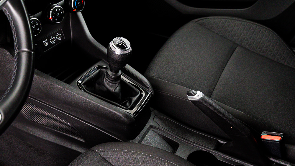 renault clio equilibre 1.0 TCE 90 2023 gris pizarra 7