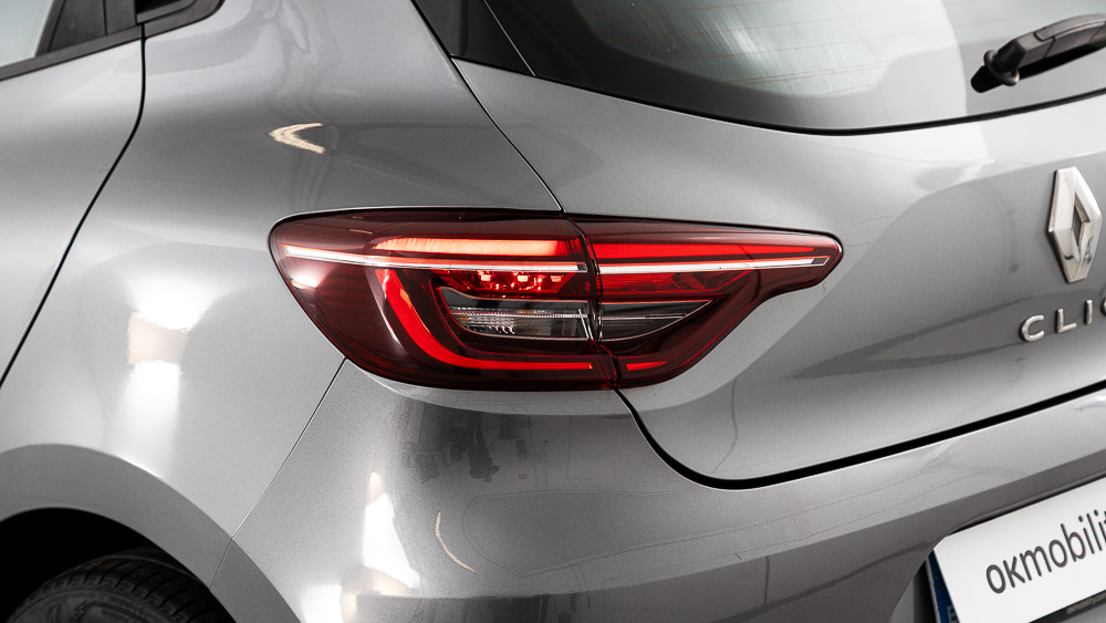 renault clio equilibre 1.0 TCE 90 2023 gris pizarra 18