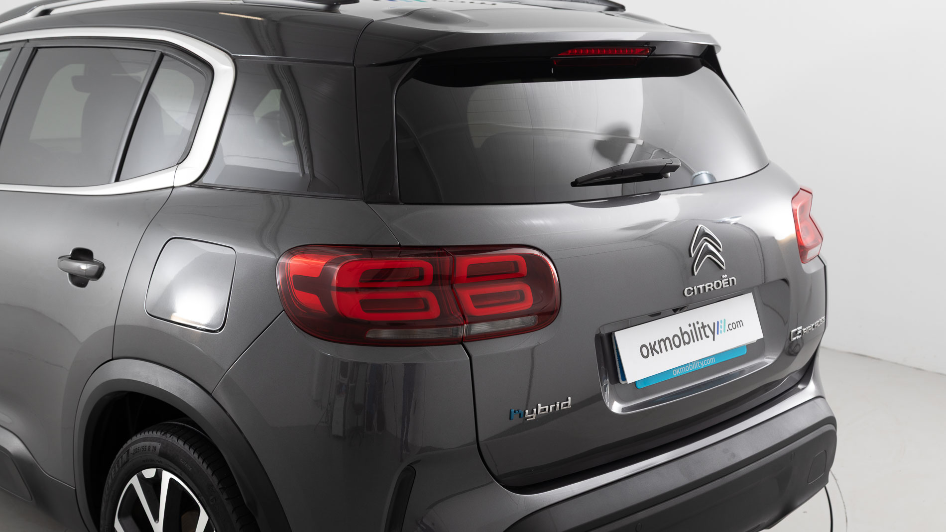 citroen c5 aircross shine 1.6 PURETECH HYBRID 225 E-EAT 2022 gris platino / negro 38