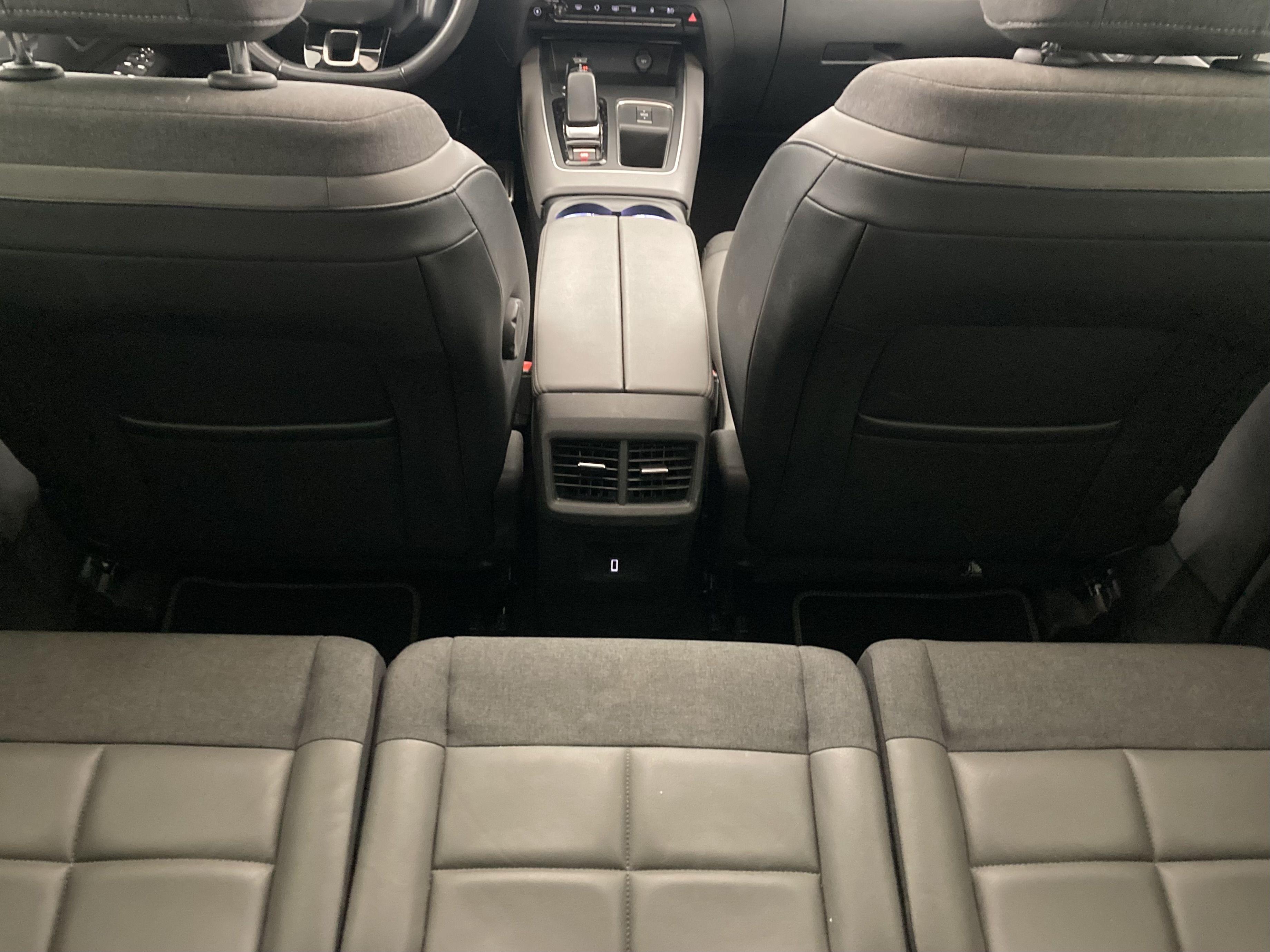 citroen c5 aircross shine 1.6 PURETECH HYBRID 225 E-EAT 2022 blanco nacarado / negro 13