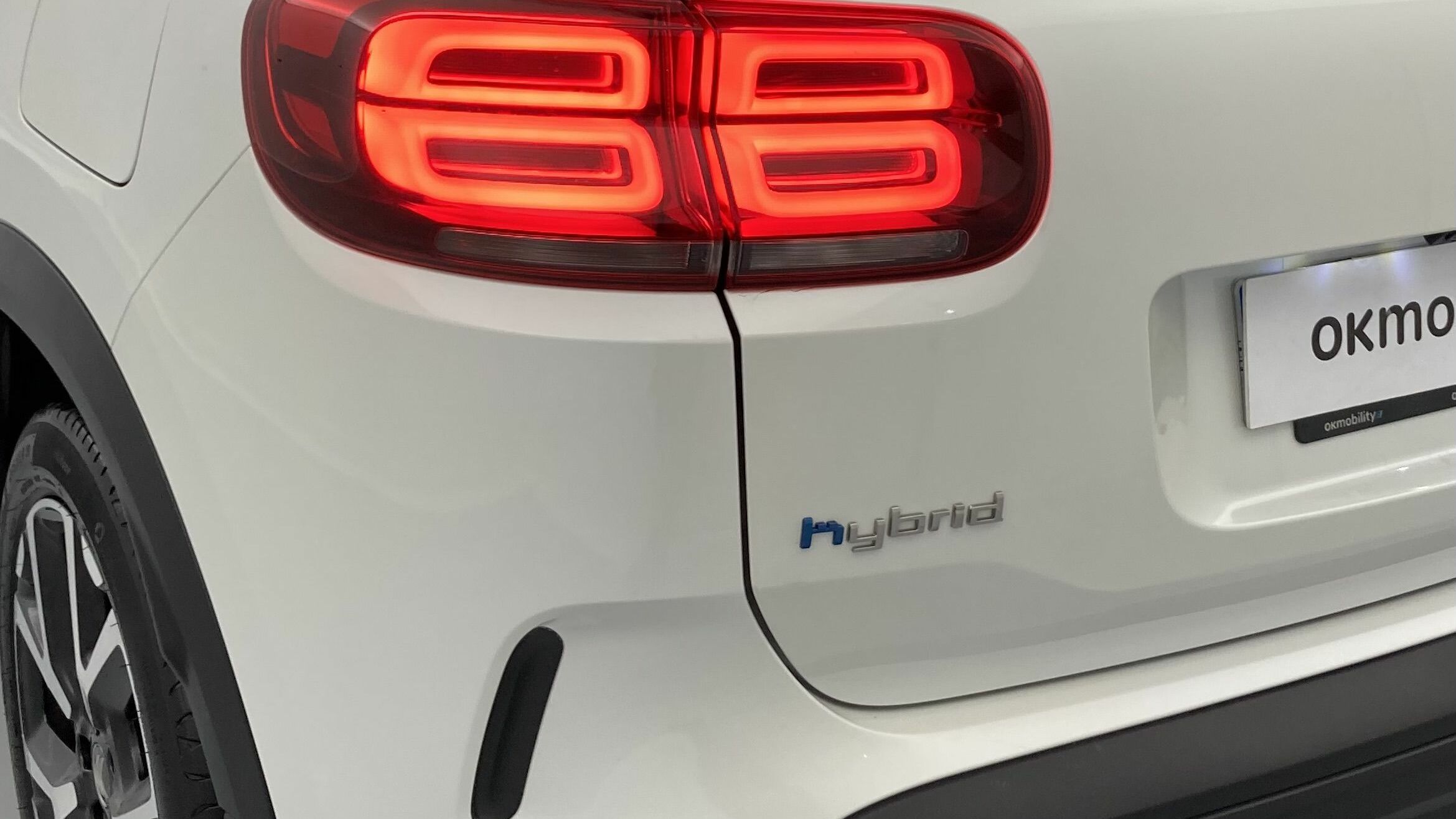 citroen c5 aircross shine 1.6 PURETECH HYBRID 225 E-EAT 2022 blanco nacarado / negro 25