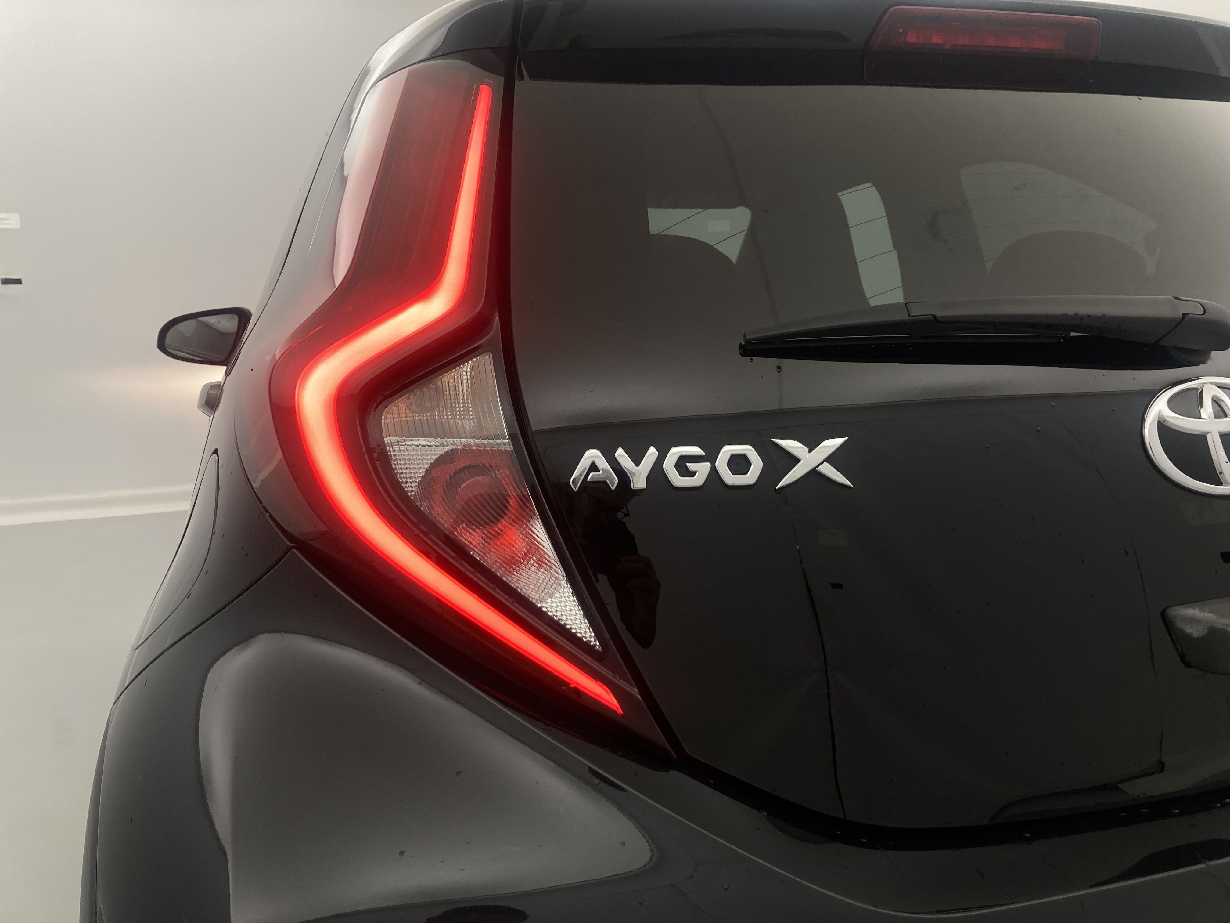 toyota aygo x pulse 1.0 VVT-I 72 2023 cardamon green / black 15