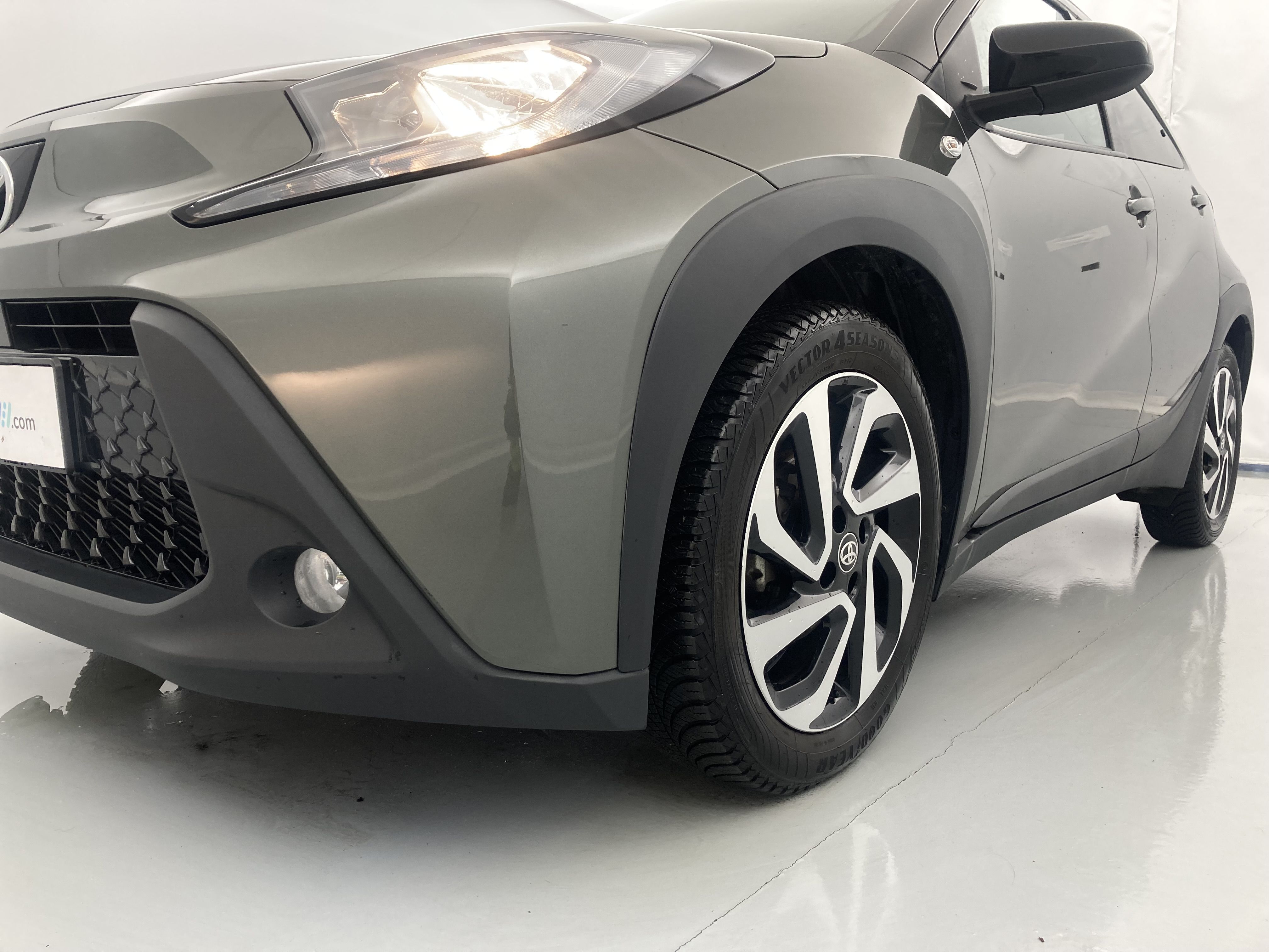 toyota aygo x pulse 1.0 VVT-I 72 2023 cardamon green / black 22