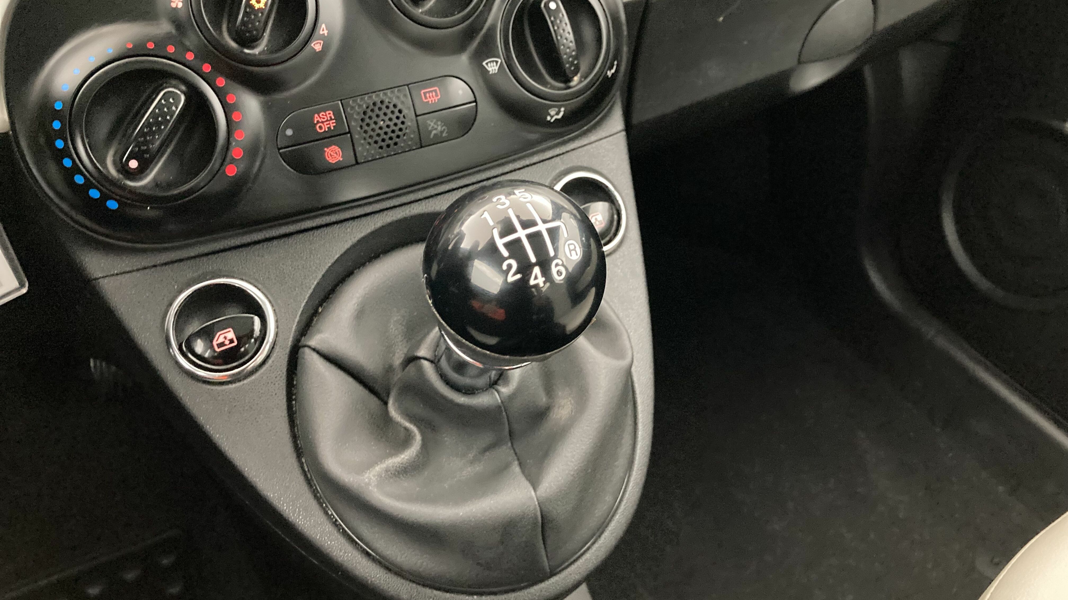 fiat 500 dolcevita 1.0 HYBRID 70 MHEV 2022 gelato weiss 19