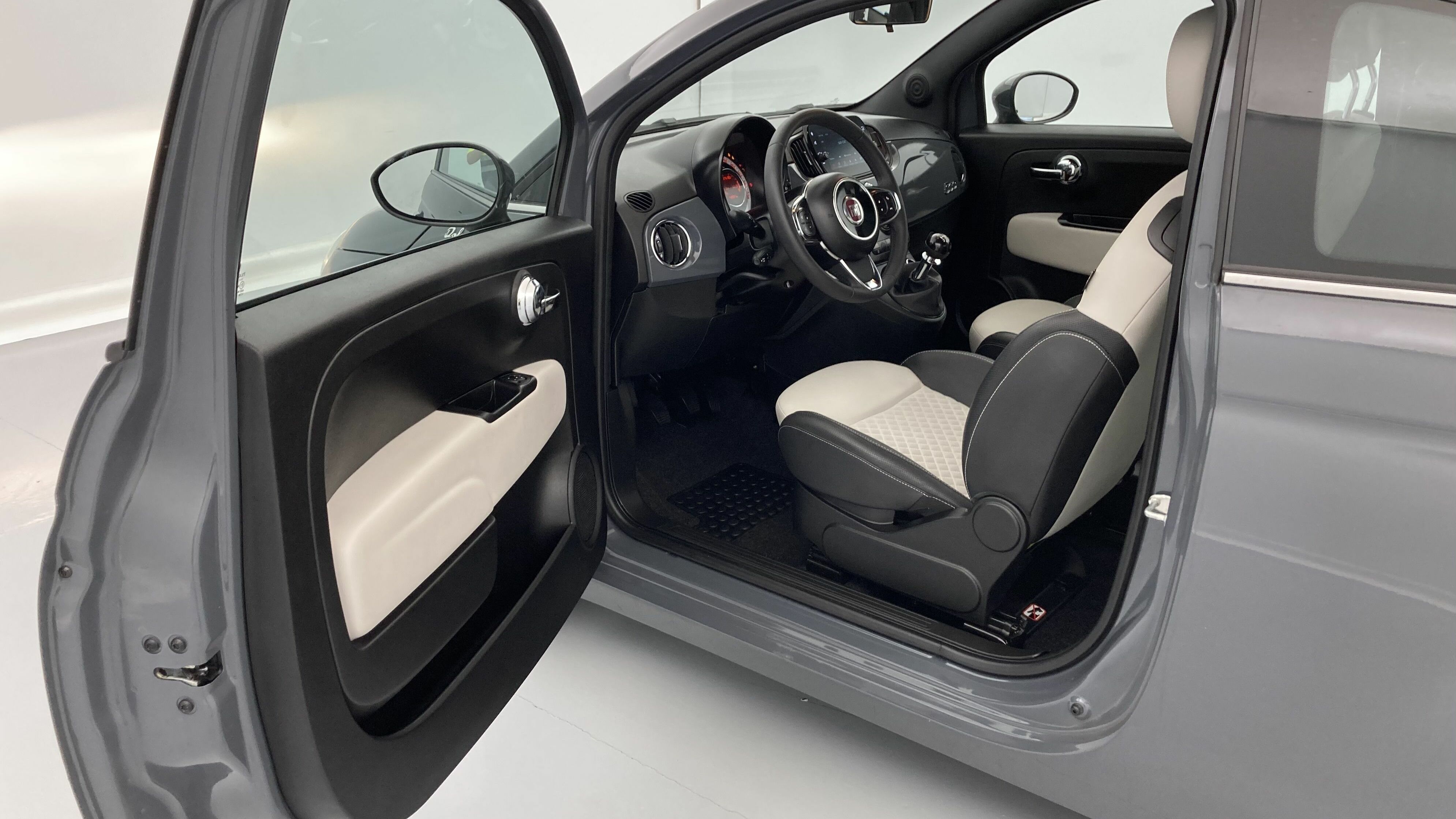 fiat 500 dolcevita 1.0 HYBRID 70 MHEV 2022 carrara grau 13