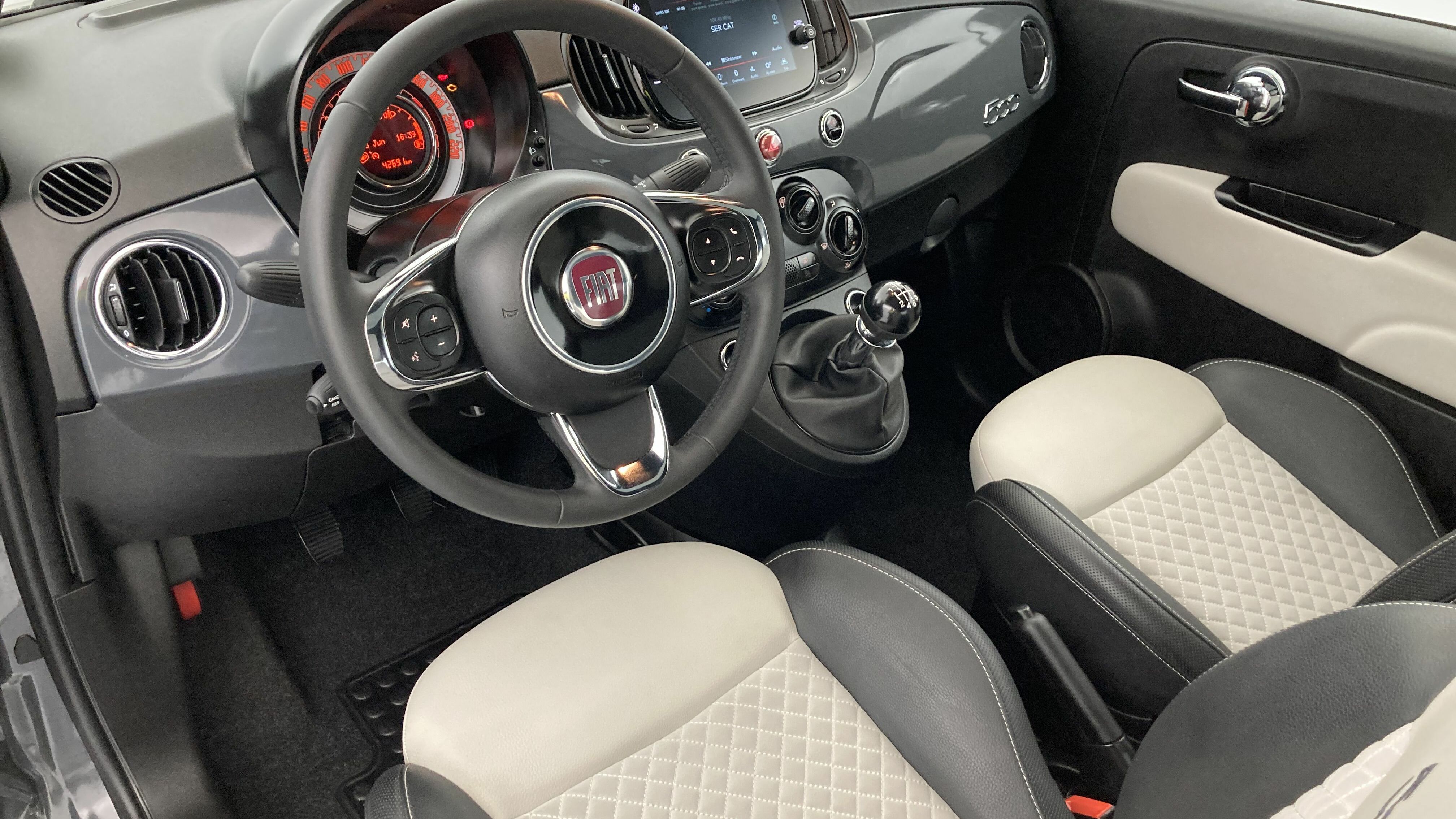 fiat 500 dolcevita 1.0 HYBRID 70 MHEV 2022 carrara grau 15