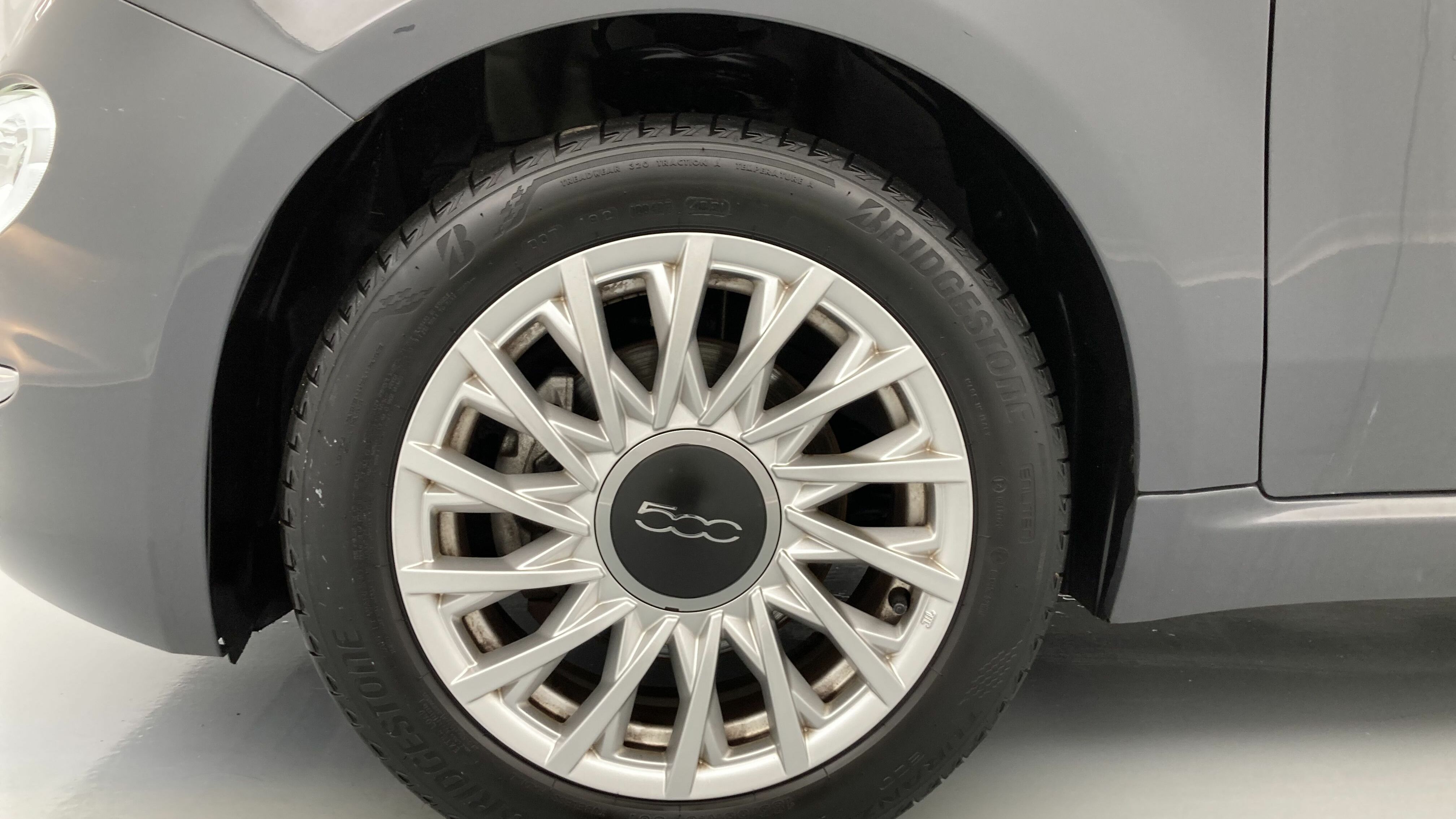 fiat 500 dolcevita 1.0 HYBRID 70 MHEV 2022 carrara grau 27