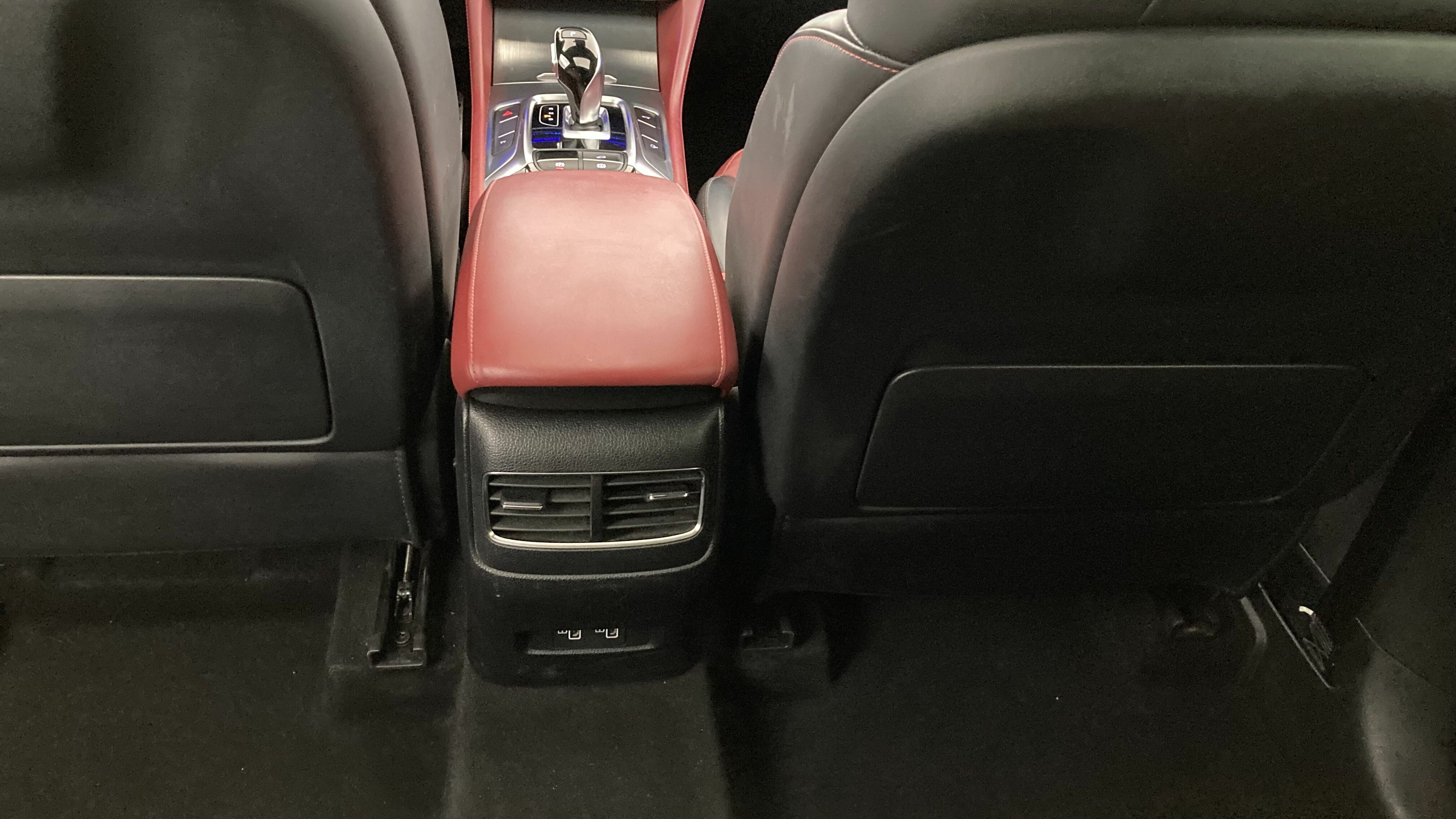 mg ehs phev exclusive 1.5 T-GDI 258 PHEV 2022 pebble black 22