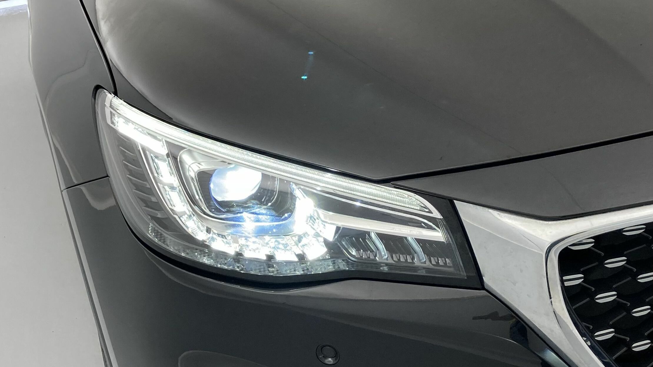 mg ehs phev exclusive 1.5 T-GDI 258 PHEV 2022 pebble black 29