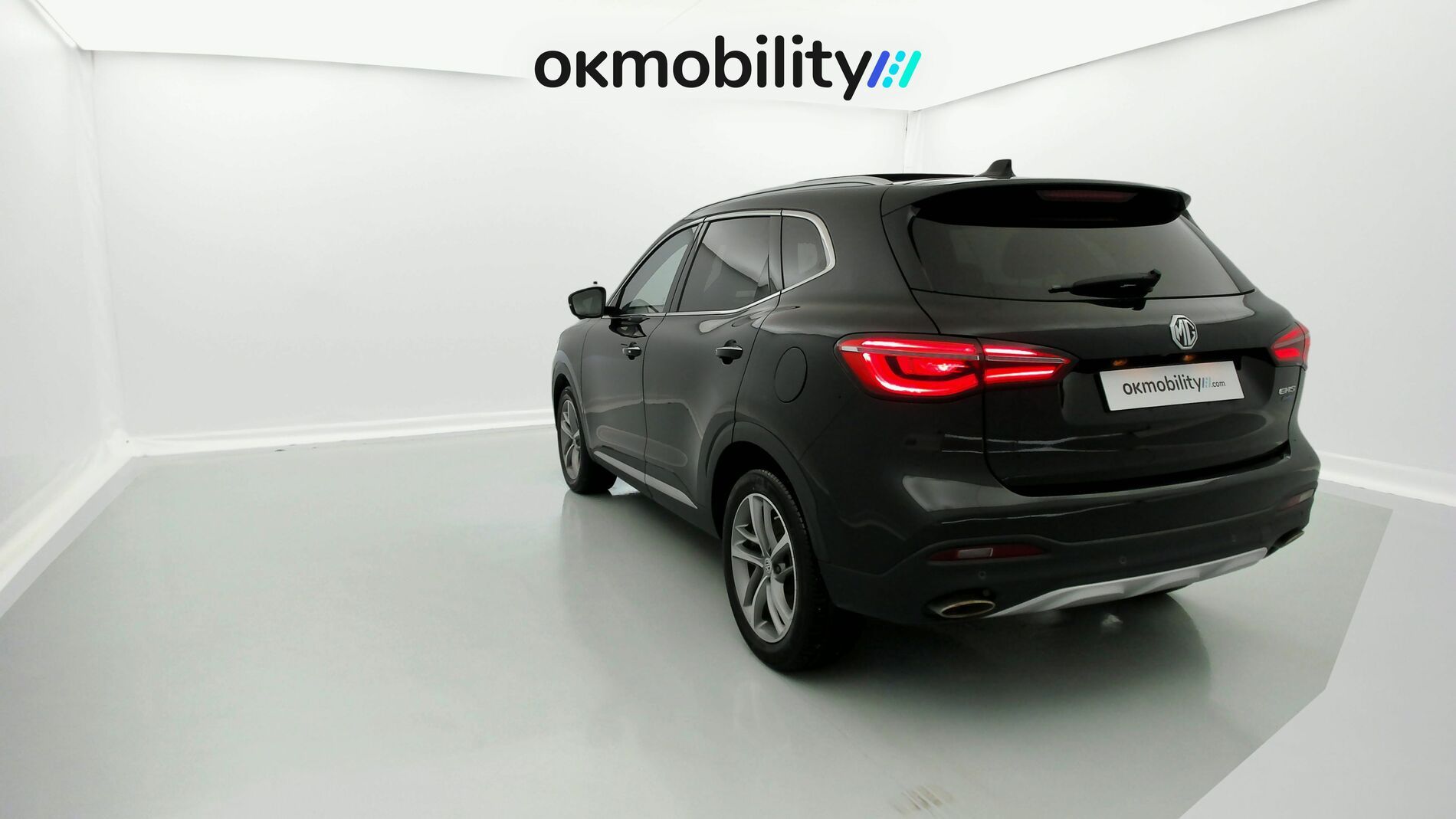 mg ehs phev exclusive 1.5 T-GDI 258 PHEV 2022 pebble black 9