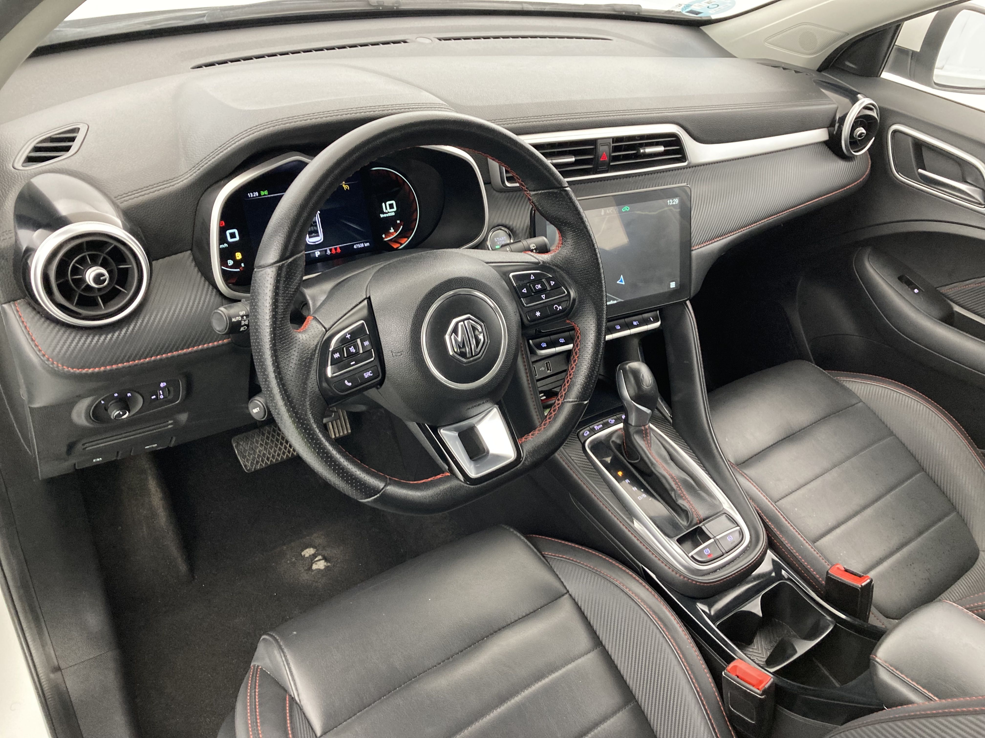 mg zs luxury 1.0 T-GDI 111 CA 2023 dover white 18