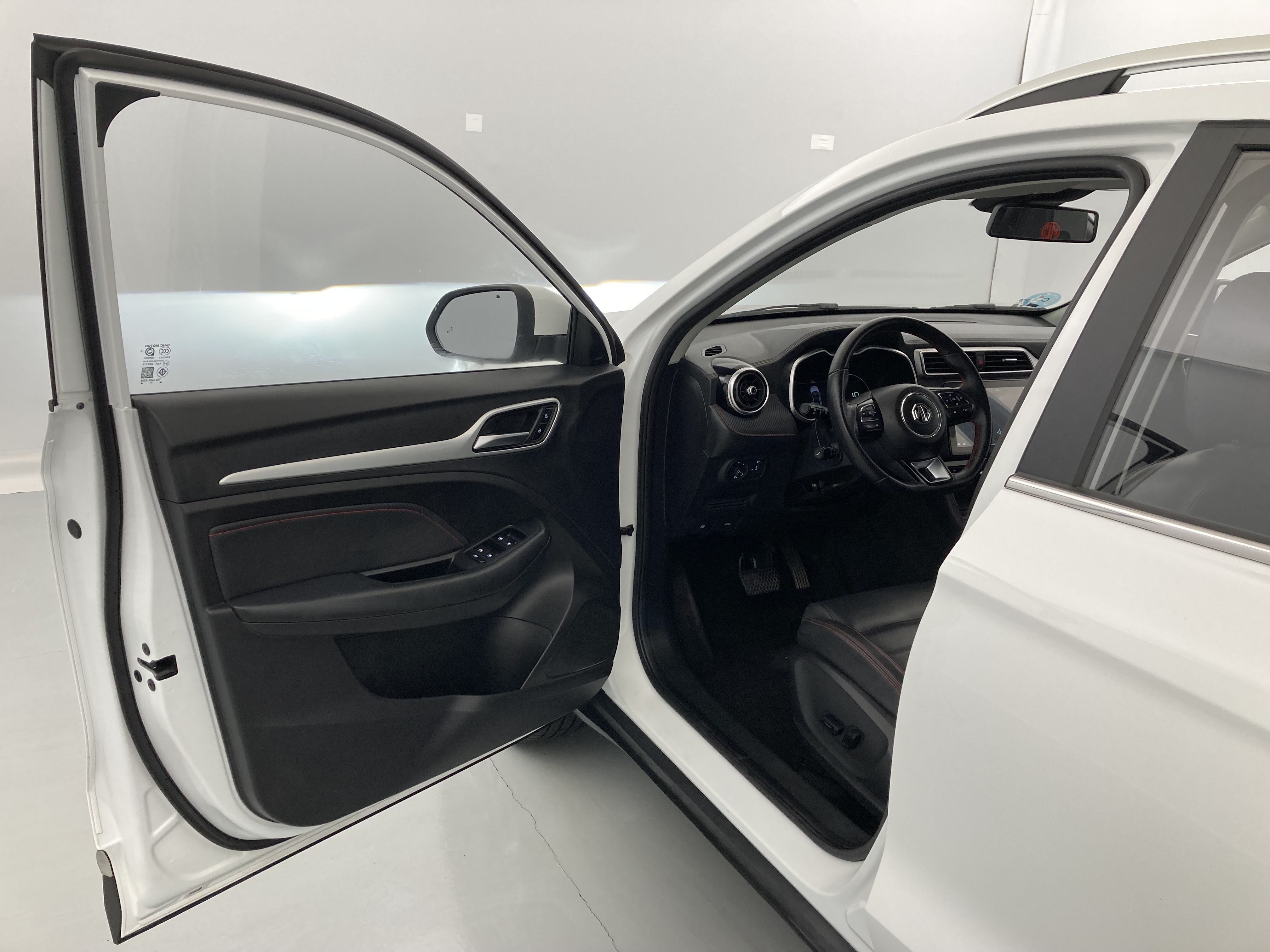 mg zs luxury 1.0 T-GDI 111 CA 2023 dover white 19