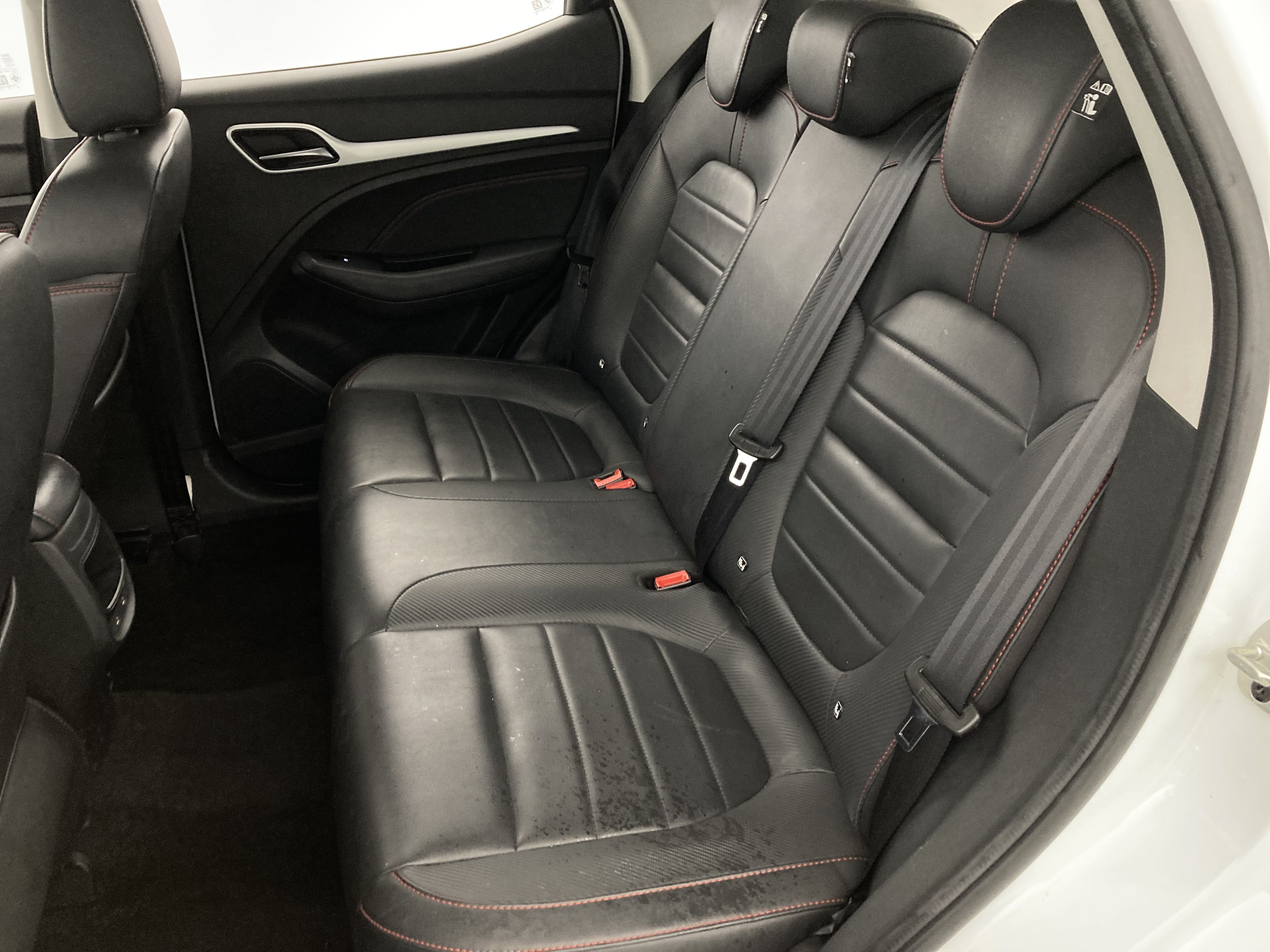 mg zs luxury 1.0 T-GDI 111 CA 2023 dover white 21