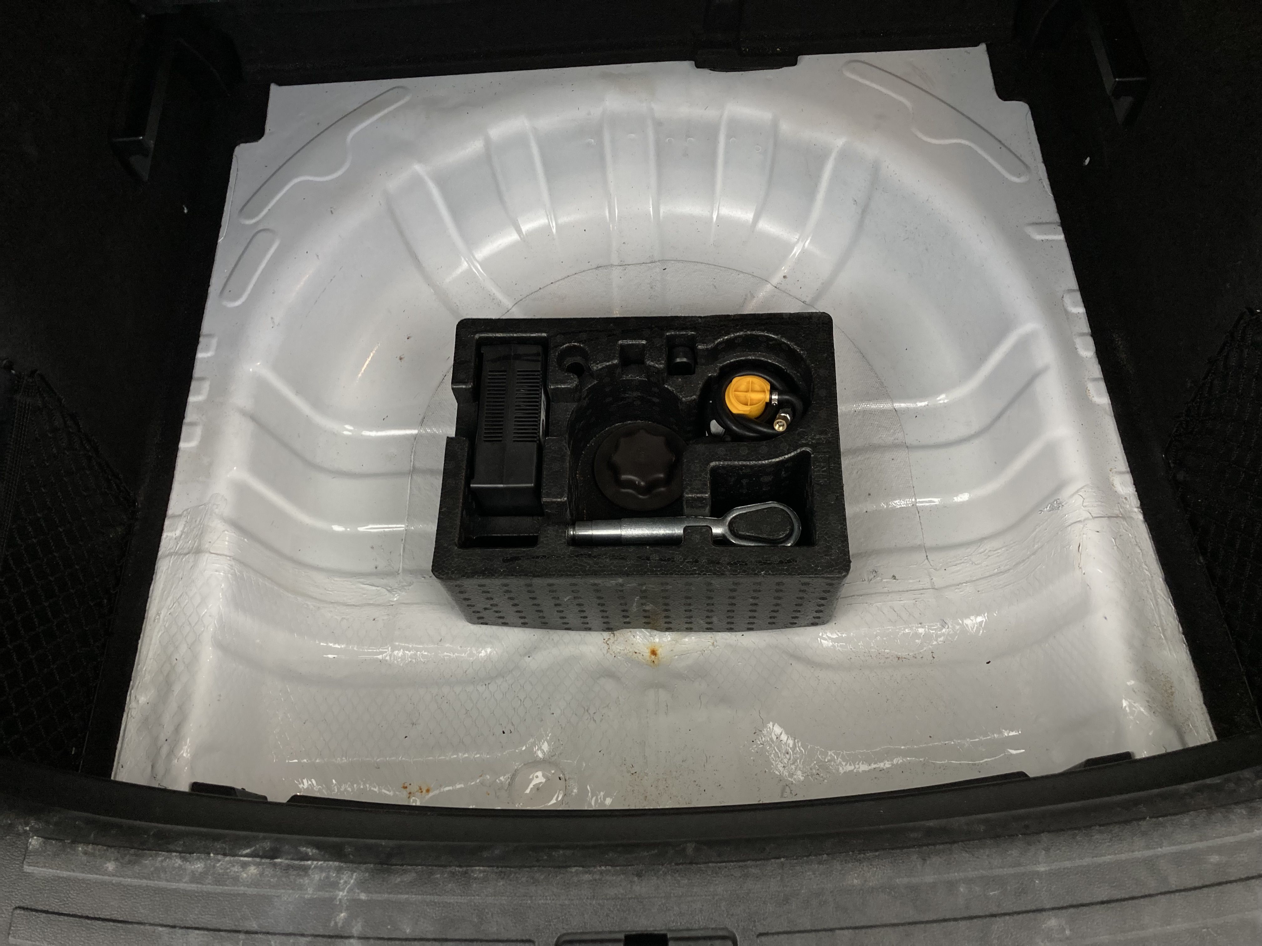 mg zs luxury 1.0 T-GDI 111 CA 2023 dover white 24