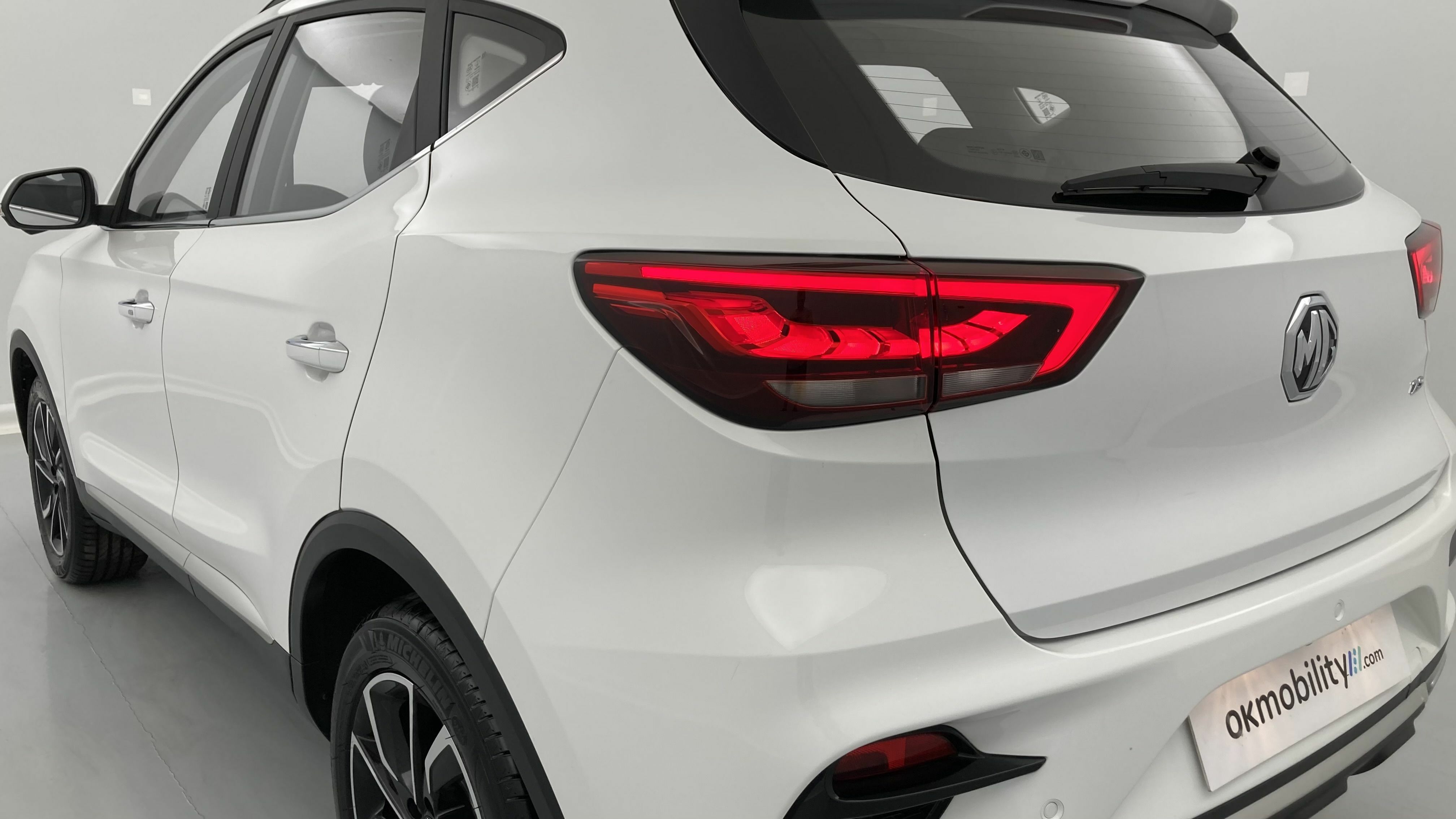 mg zs luxury 1.0 T-GDI 110 AT 2024 dover white 30