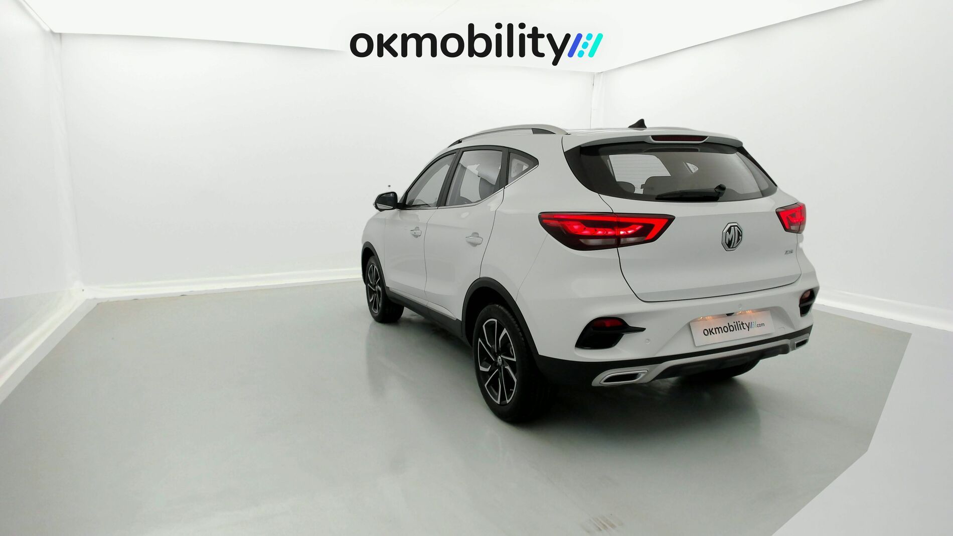 mg zs luxury 1.0 T-GDI 110 AT 2024 dover white 9