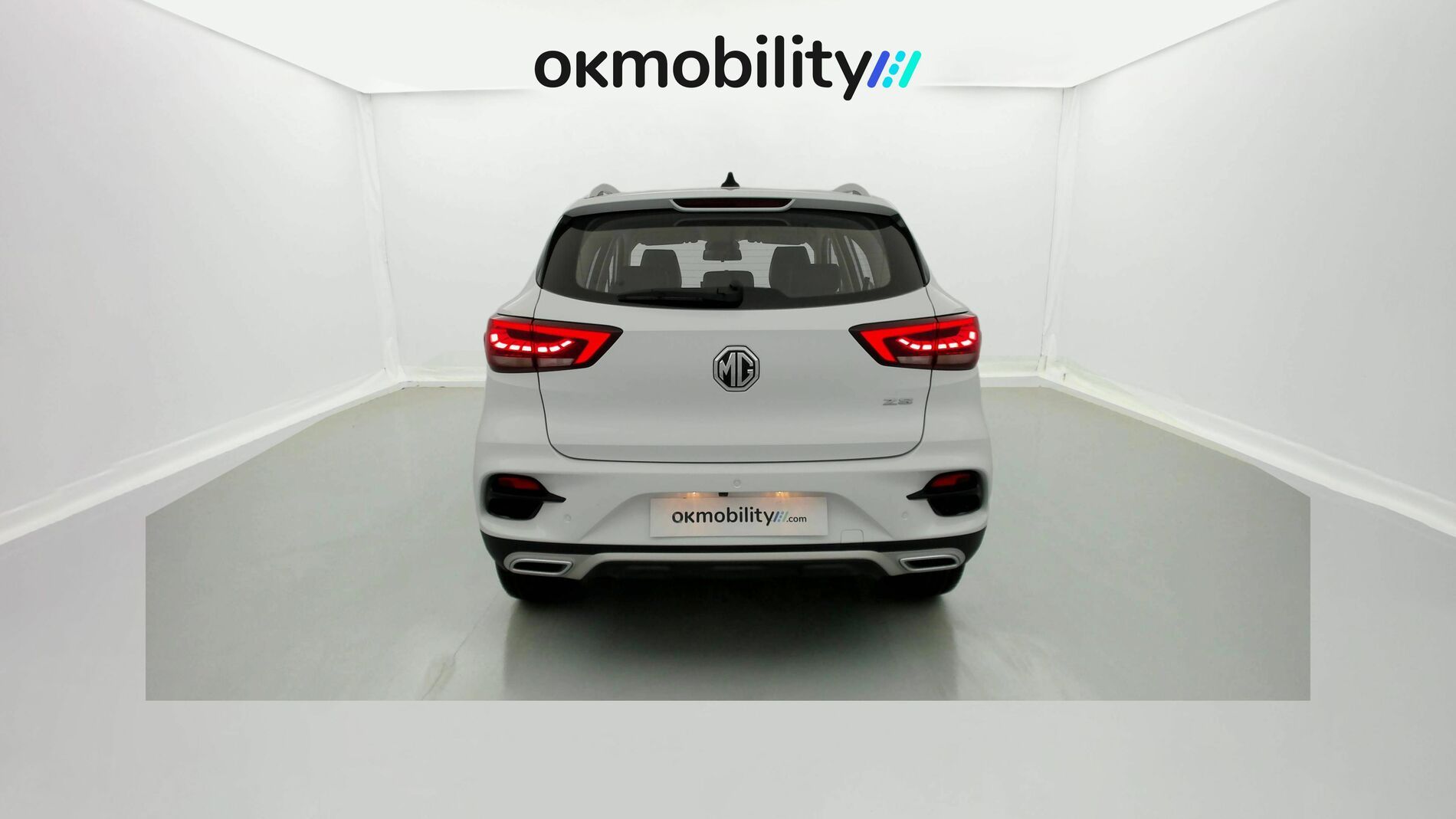 mg zs luxury 1.0 T-GDI 110 AT 2024 dover white 10