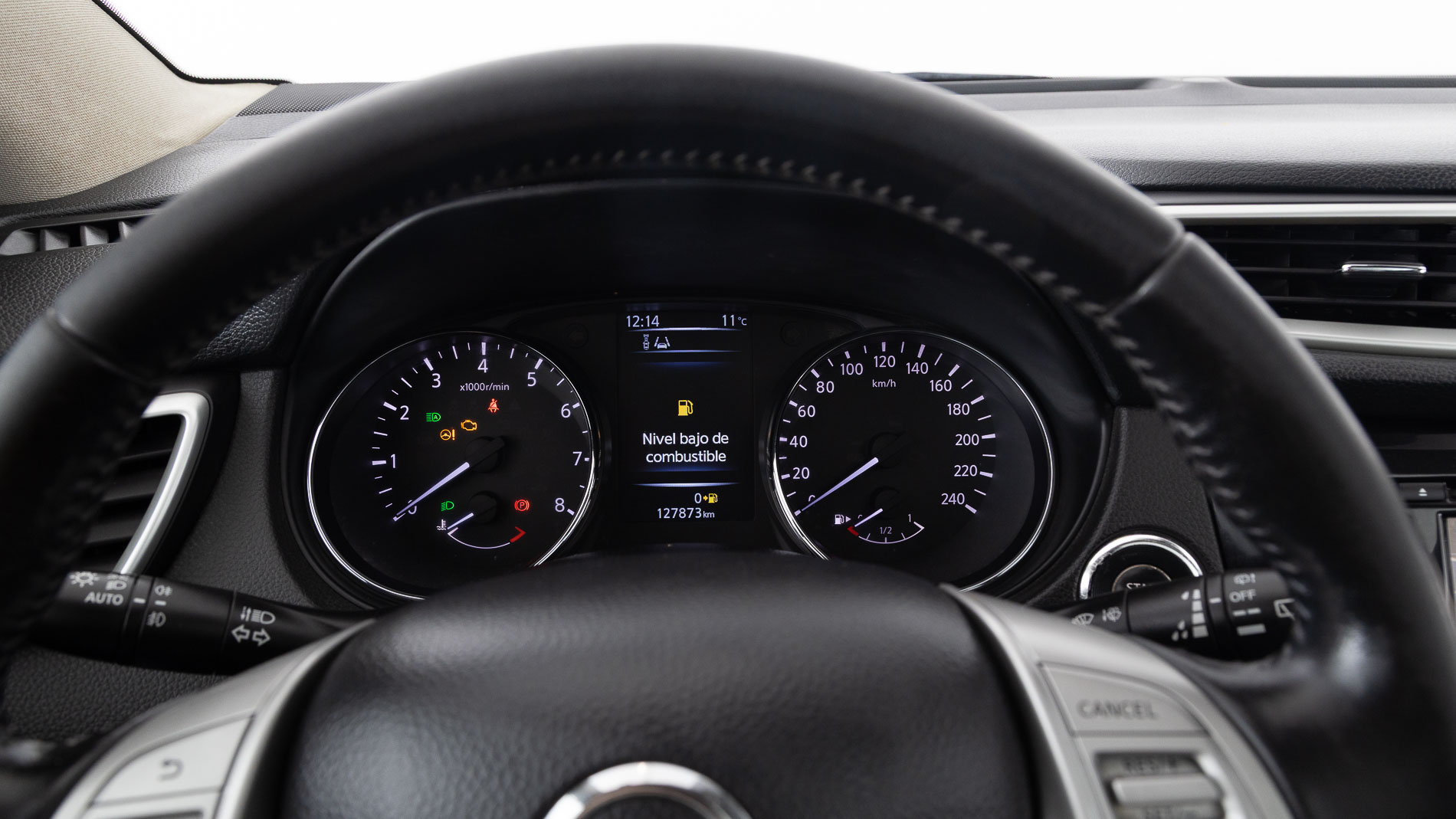 nissan qashqai n connecta 1.2 DIG-T 115 2017 negro 15