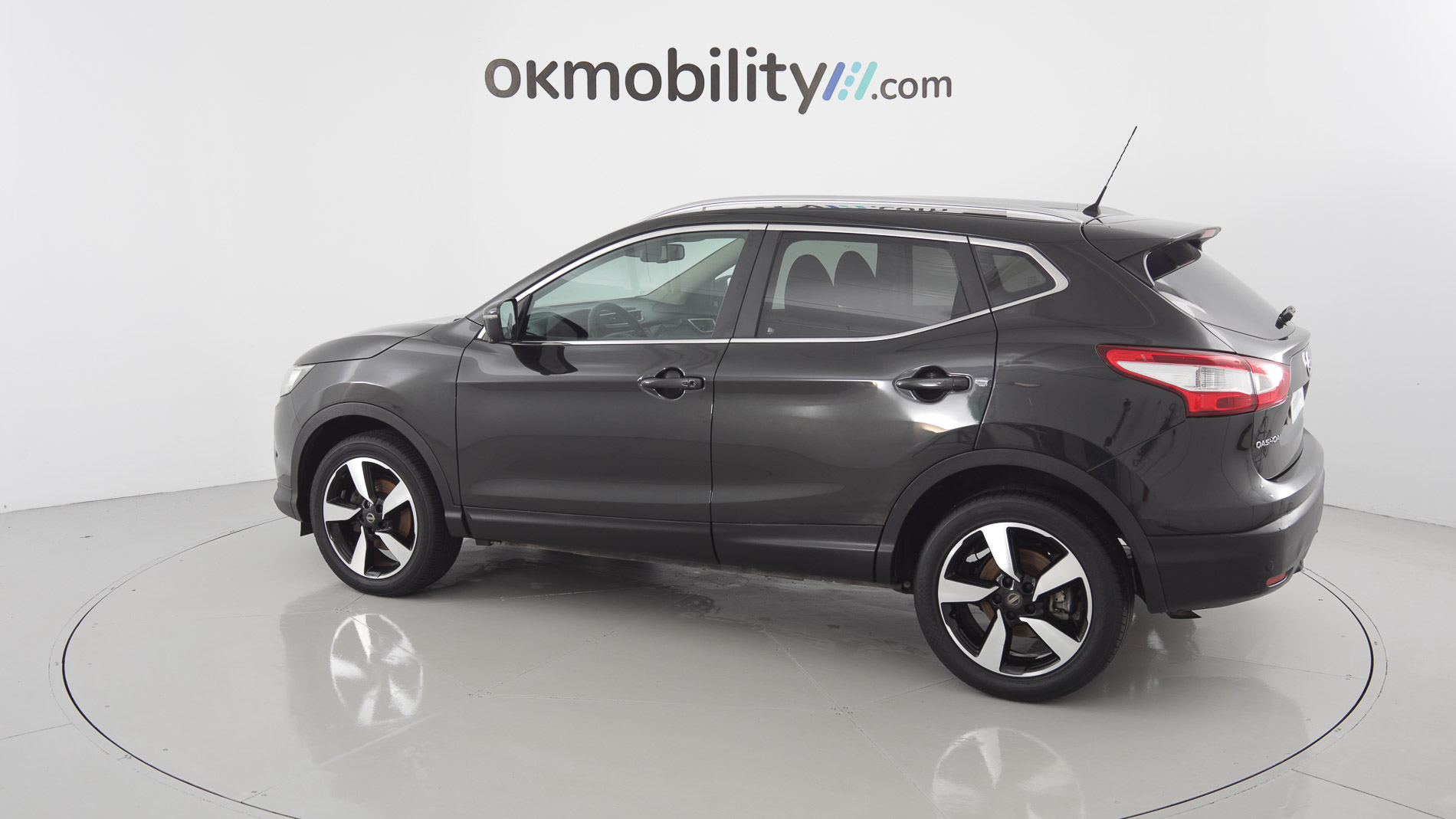 nissan qashqai n connecta 1.2 DIG-T 115 2017 negro 8
