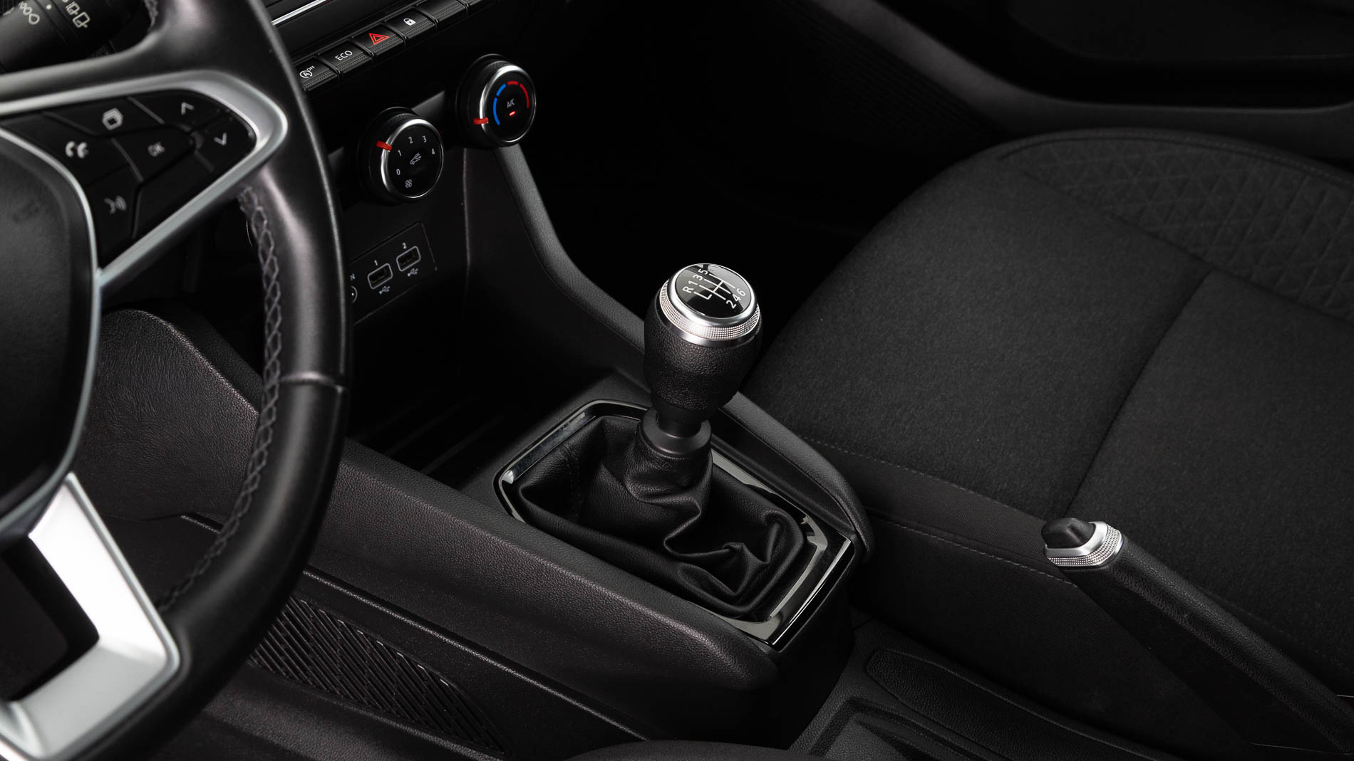 renault clio equilibre 1.0 TCE 90 2023 gris pizarra 19