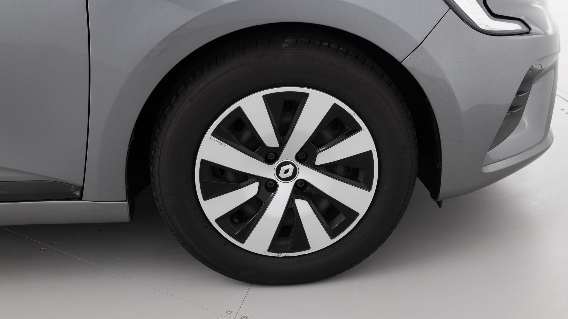 renault clio equilibre 1.0 TCE 90 2023 gris pizarra 28