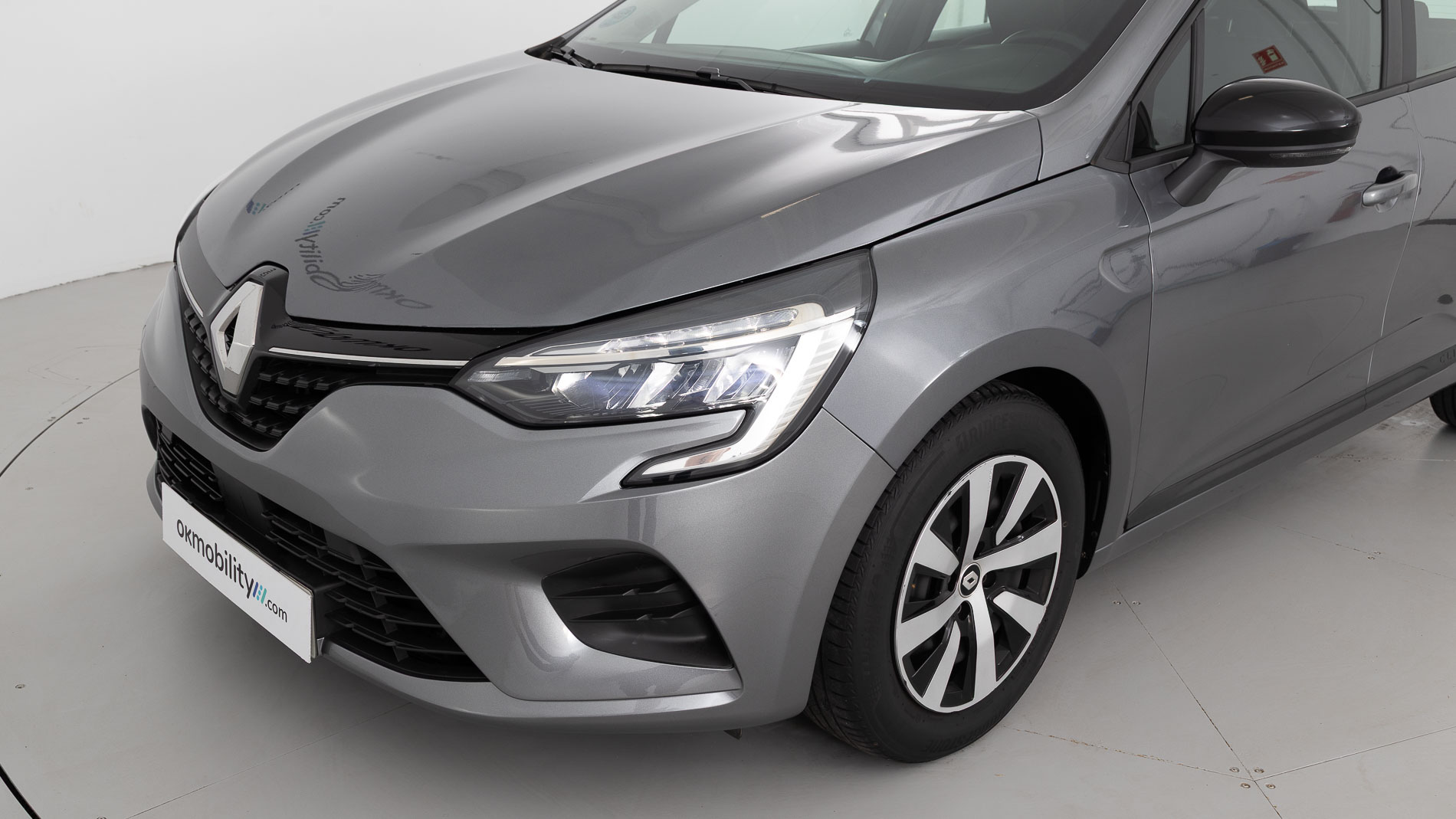 renault clio equilibre 1.0 TCE 90 2023 gris pizarra 31