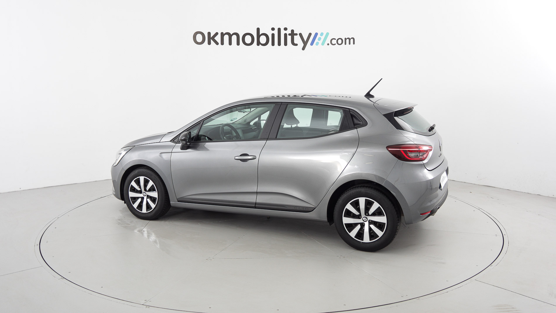 renault clio equilibre 1.0 TCE 90 2023 gris pizarra 8