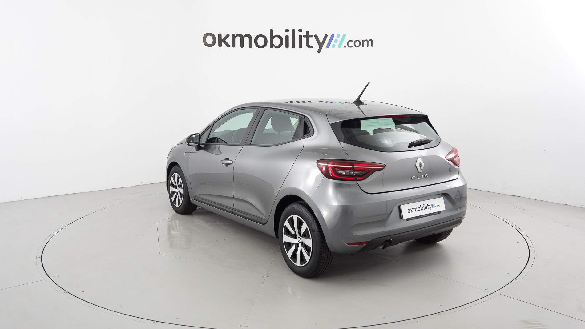 renault clio equilibre 1.0 TCE 90 2023 gris pizarra 9