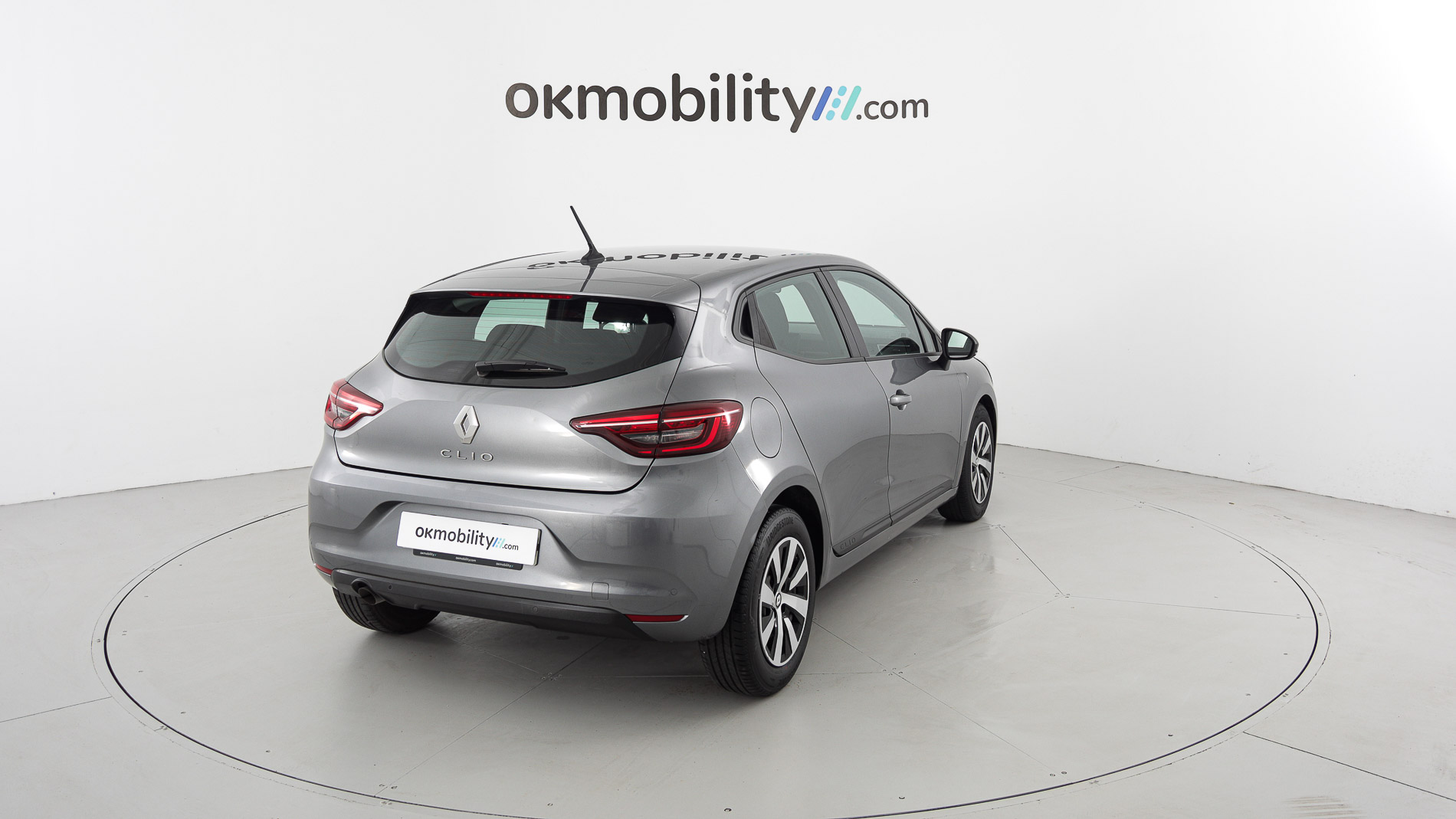 renault clio equilibre 1.0 TCE 90 2023 gris pizarra 11